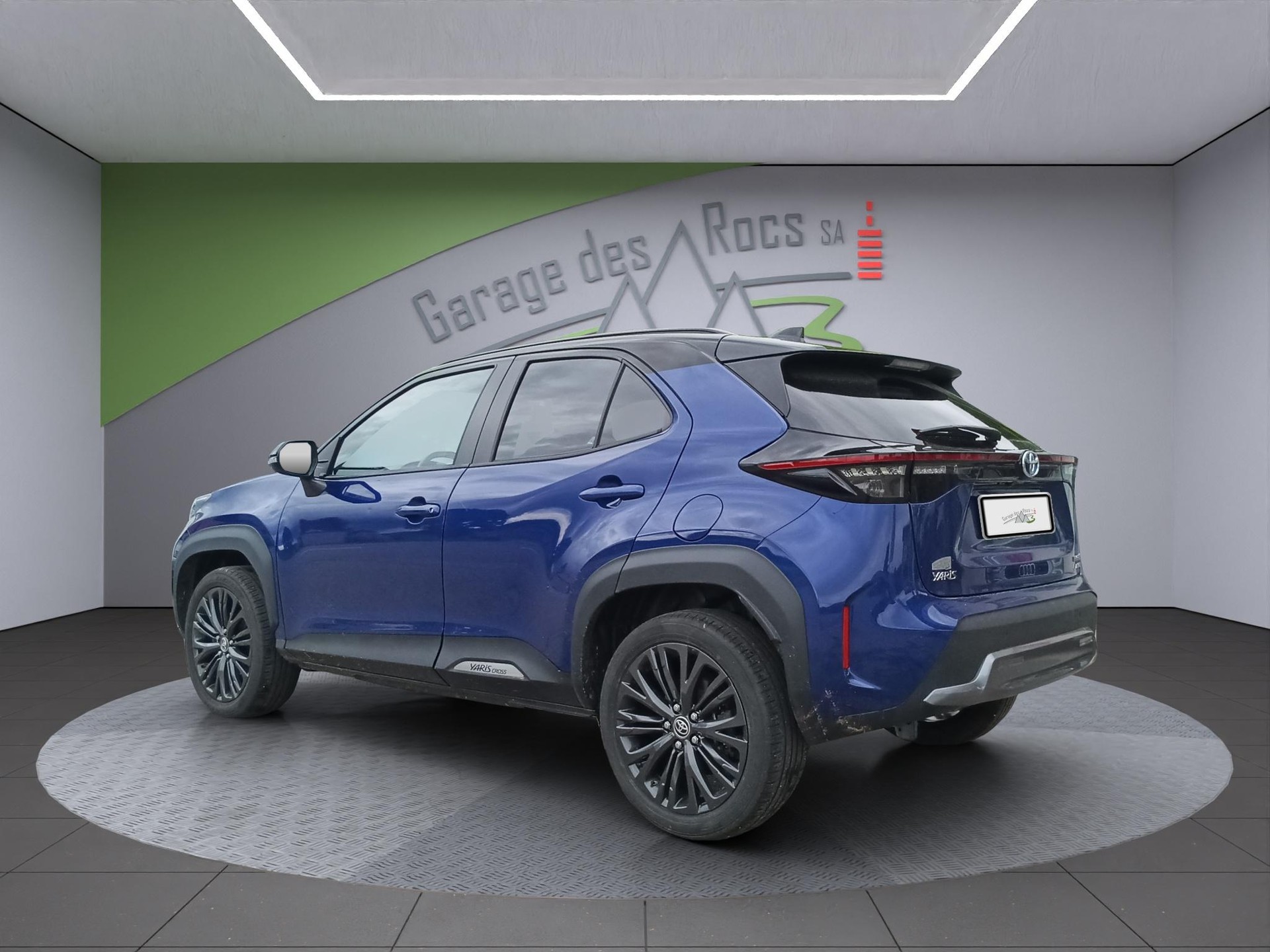 TOYOTA Yaris Cross 1.5 VVT-i HSD Adventure AWD-i-image-5