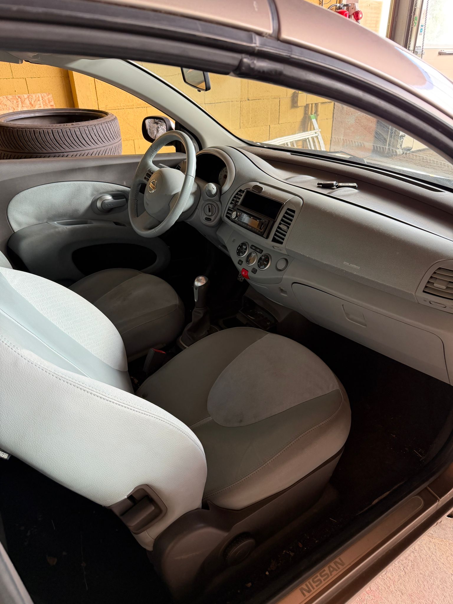 NISSAN Micra C+C 1.6 tekna-image-3