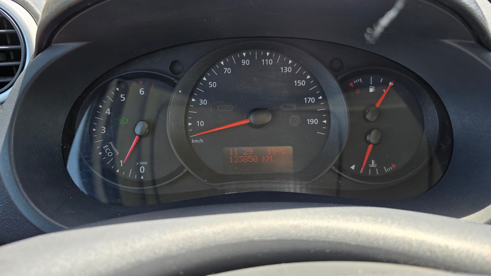 RENAULT Kangoo Medium dCi 75 Access-image-15