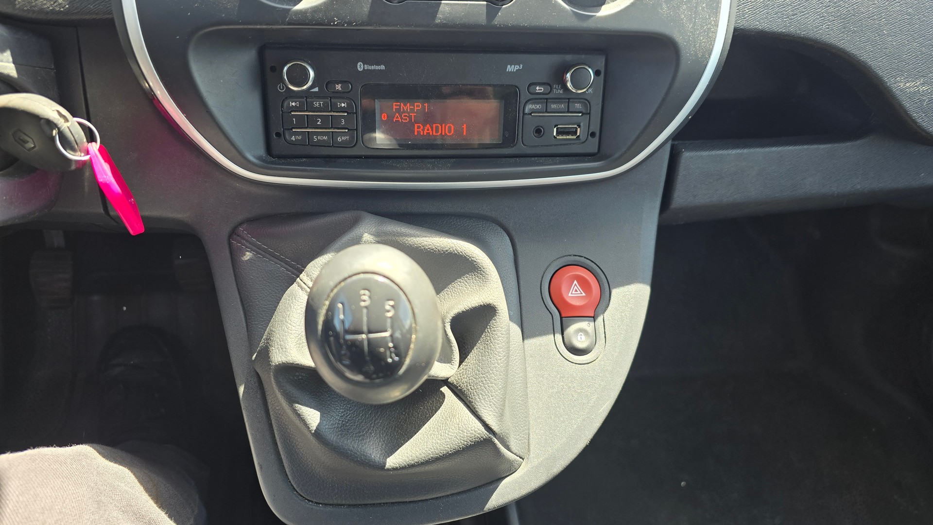 RENAULT Kangoo Medium dCi 75 Access-image-13