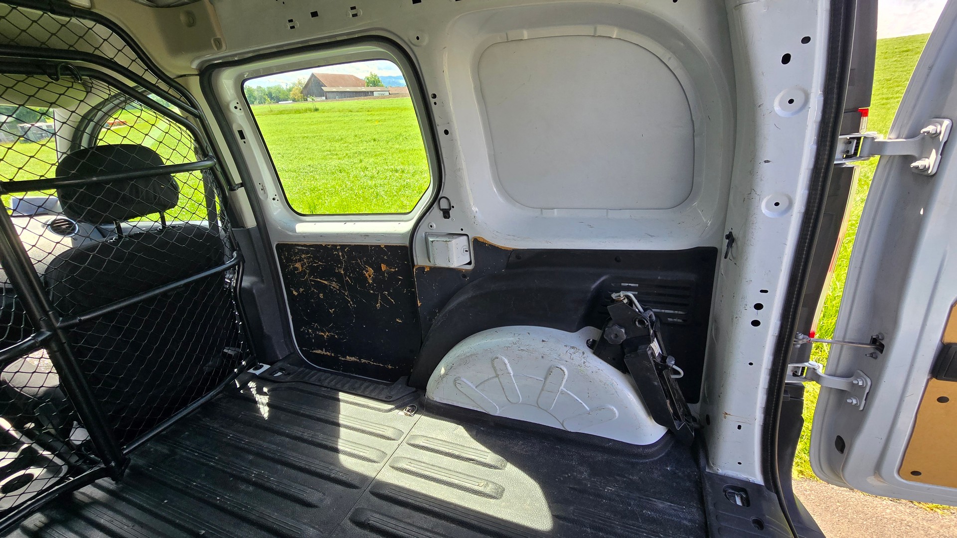 RENAULT Kangoo Medium dCi 75 Access-image-18
