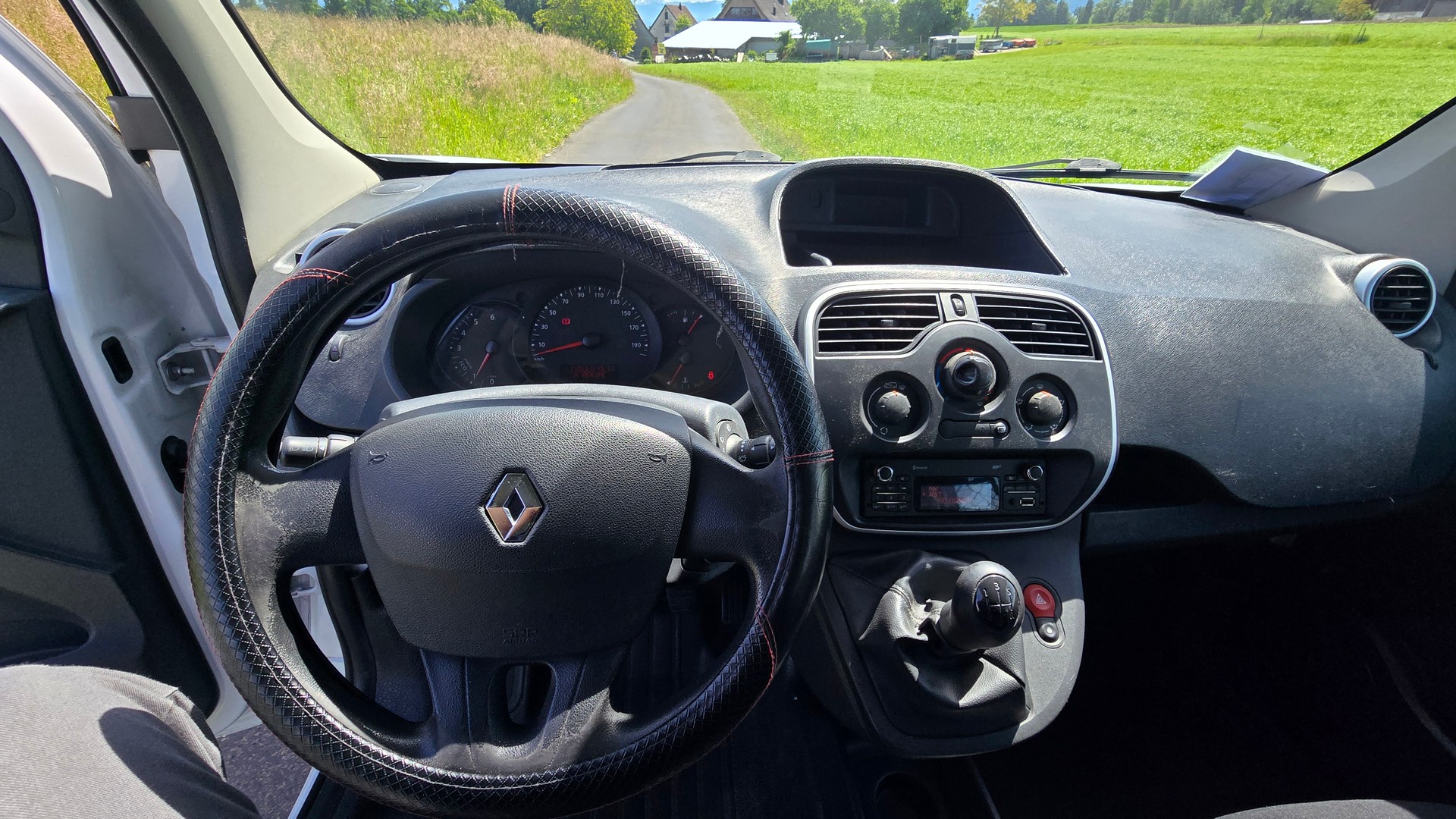 RENAULT Kangoo Medium dCi 75 Access-image-11
