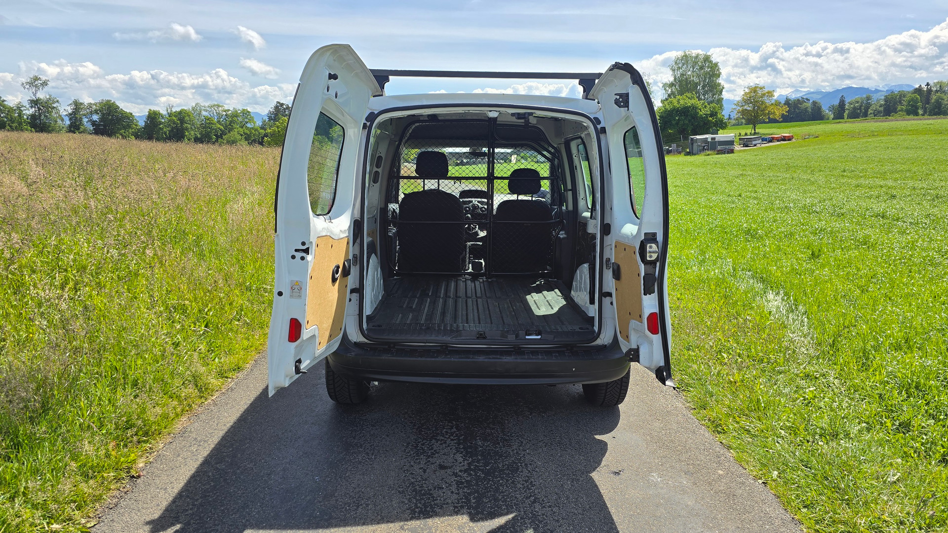 RENAULT Kangoo Medium dCi 75 Access-image-8