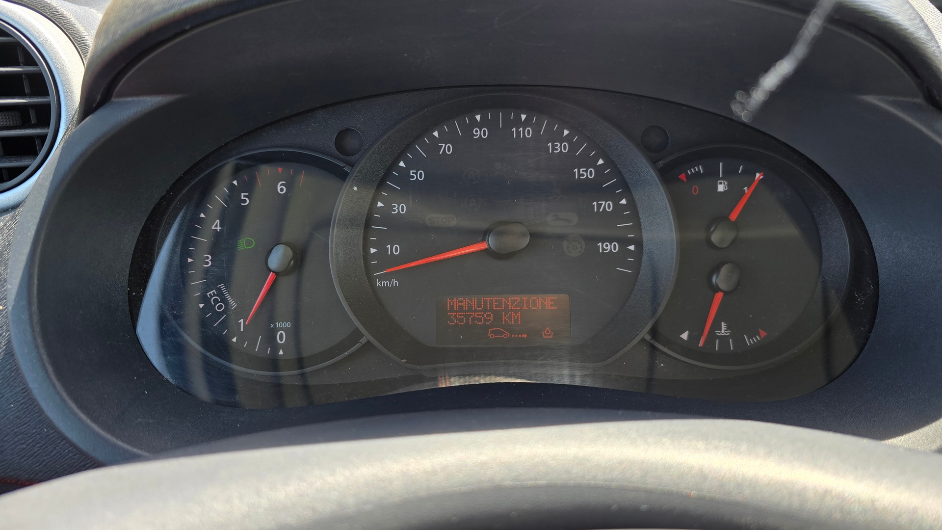 RENAULT Kangoo Medium dCi 75 Access-image-30