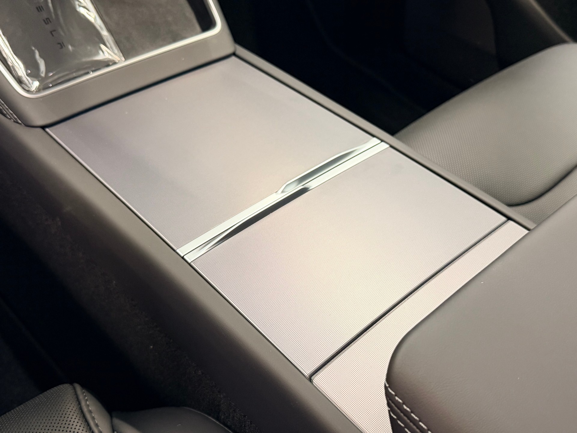 TESLA Model Y Performance-image-25