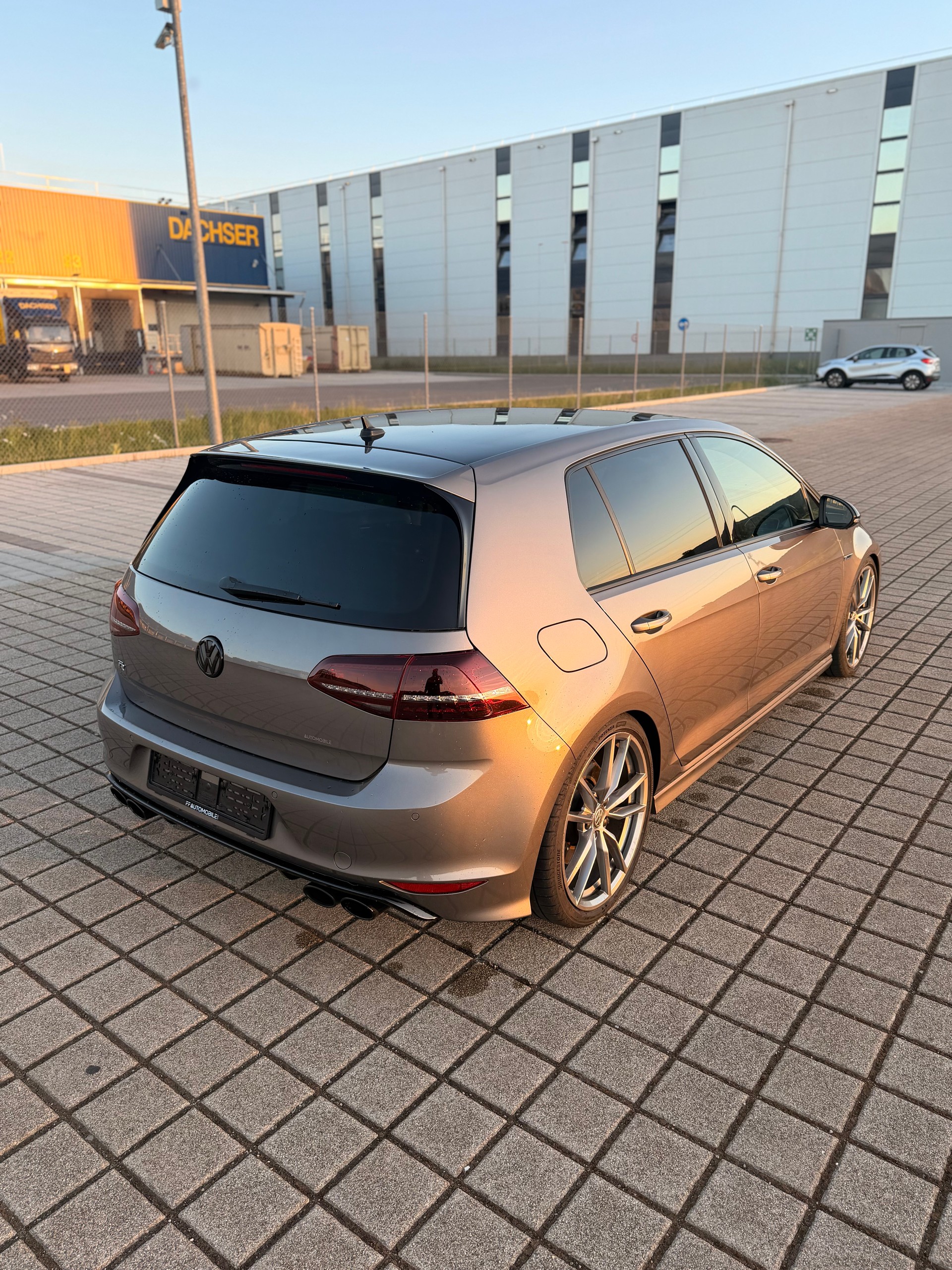VW Golf 2.0 TSI R360 ABT 4Motion DSG-image-8