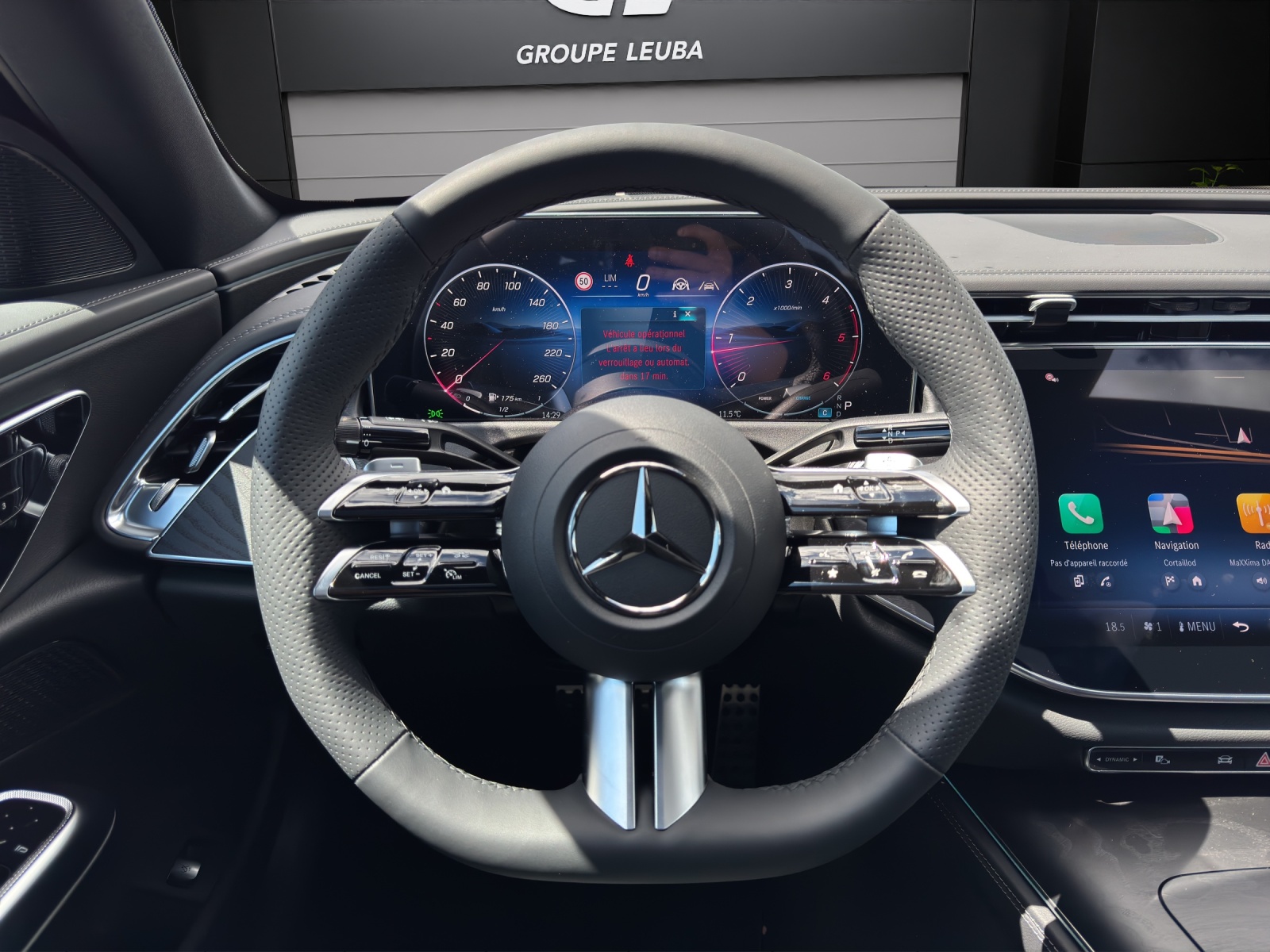 MERCEDES-BENZ E 220 d 4Matic 9G-Tronic-image-9