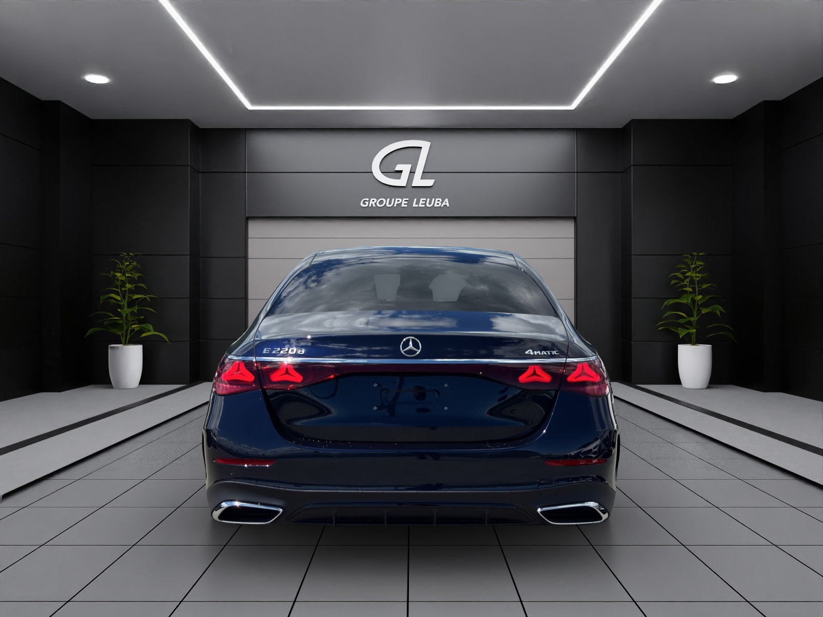 MERCEDES-BENZ E 220 d 4Matic 9G-Tronic-image-4