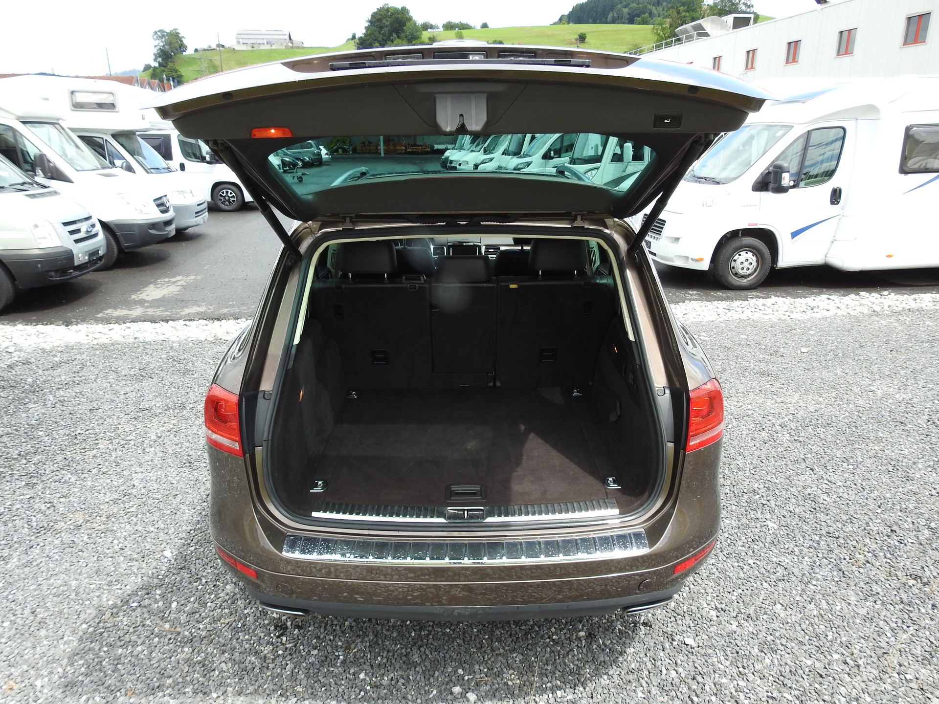 VW Touareg 3.0 TDI BlueMotion Technology Tiptronic-image-10