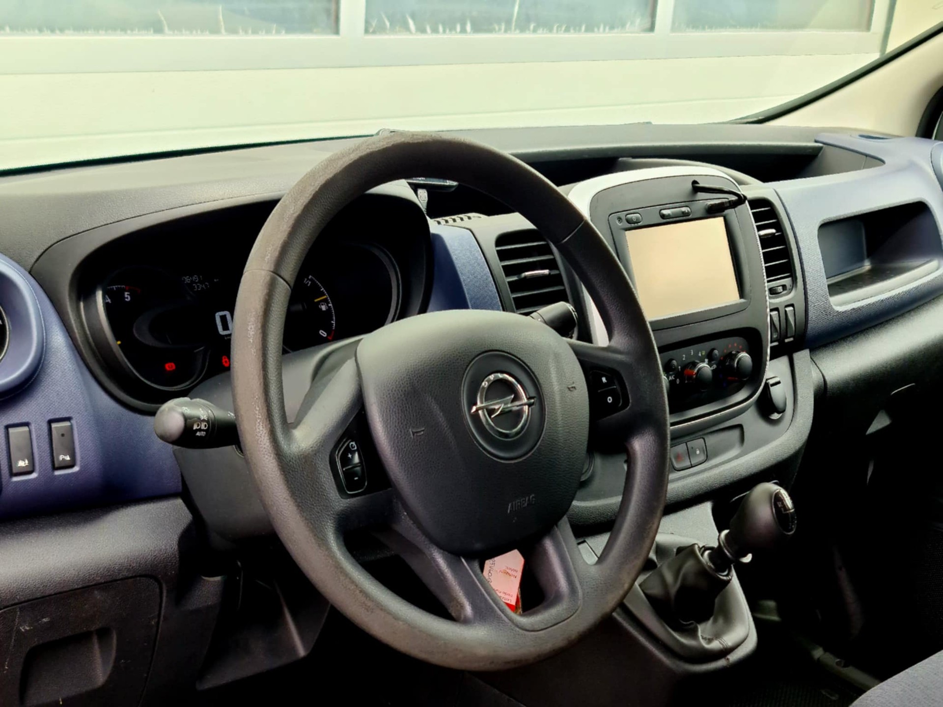 OPEL Vivaro 1.6 CDTI 2.7t L1H1-image-11