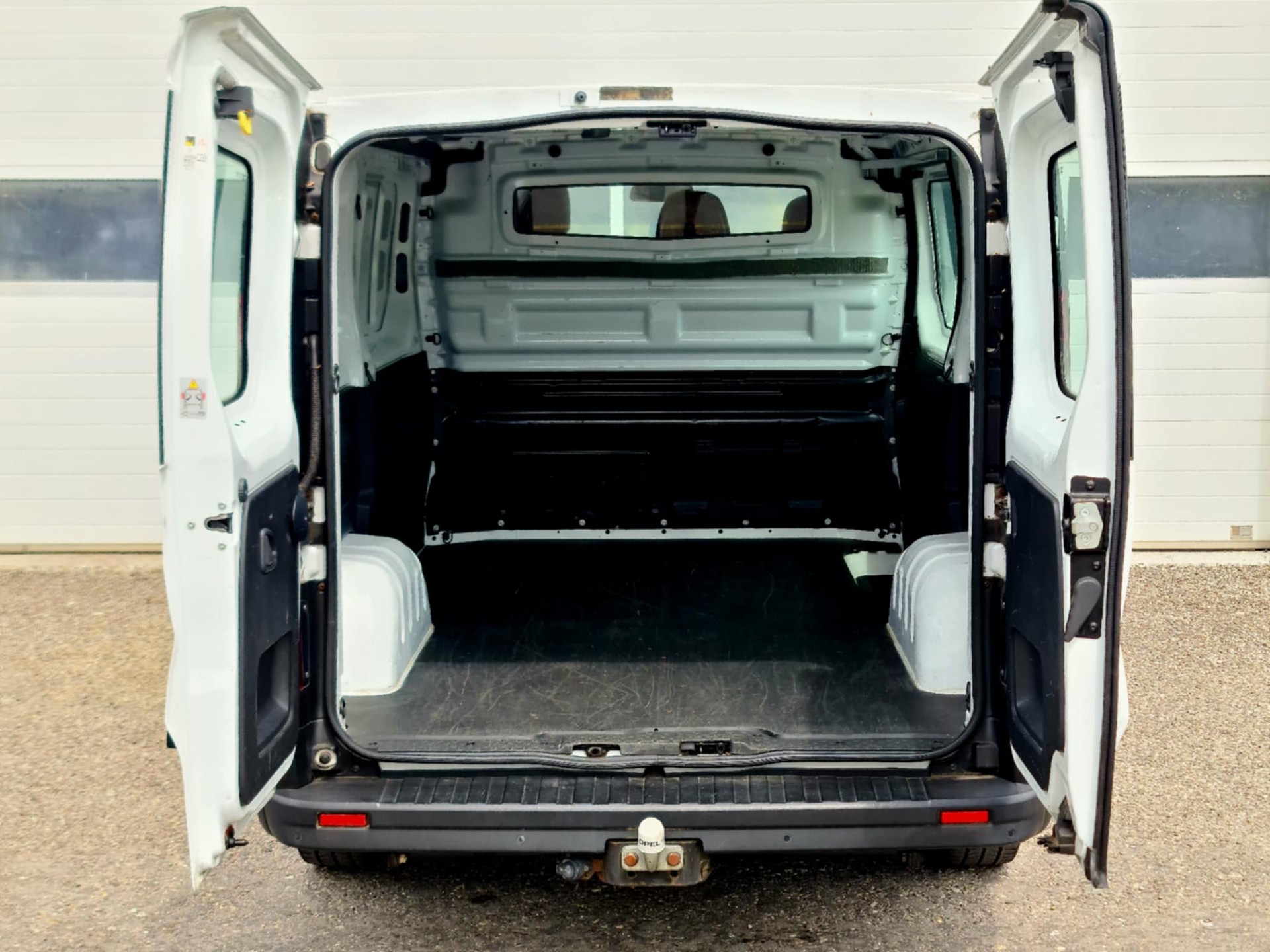 OPEL Vivaro 1.6 CDTI 2.7t L1H1-image-10
