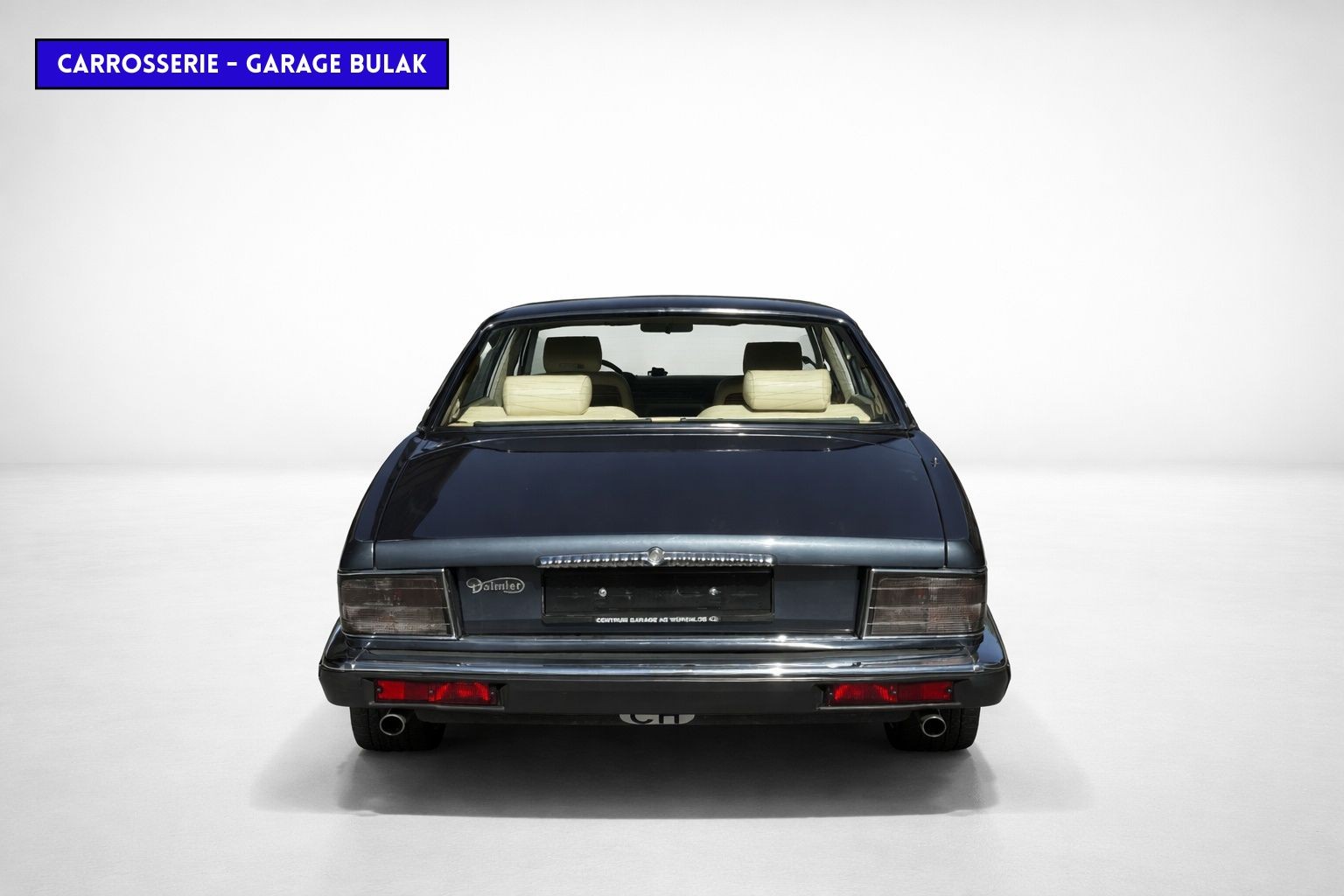 DAIMLER 4.0 Six-image-7