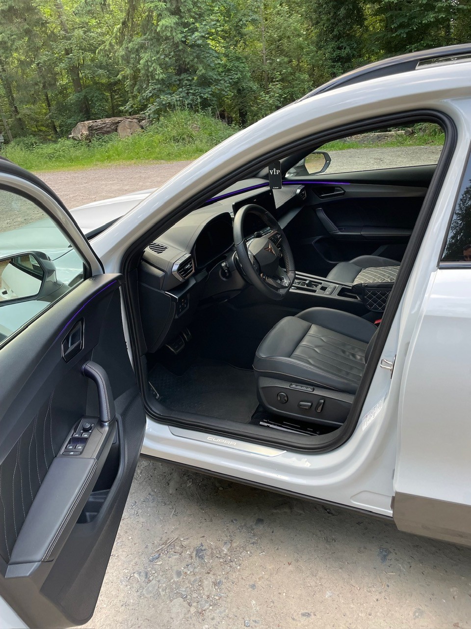 CUPRA 2.0 TSI VZ 4Drive DSG-image-4