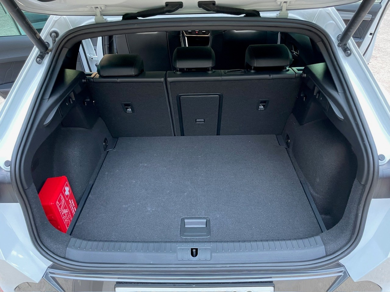 CUPRA 2.0 TSI VZ 4Drive DSG-image-14