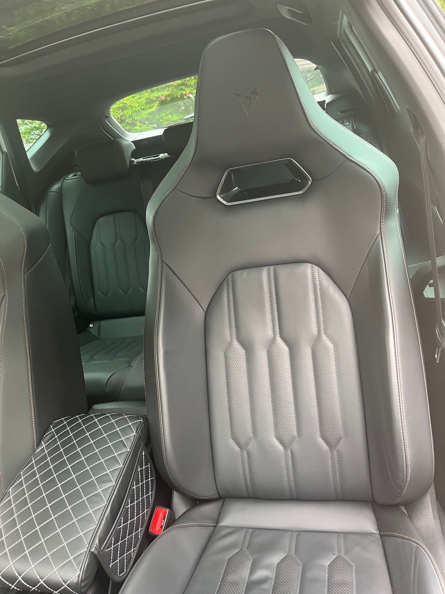 CUPRA 2.0 TSI VZ 4Drive DSG-image-8