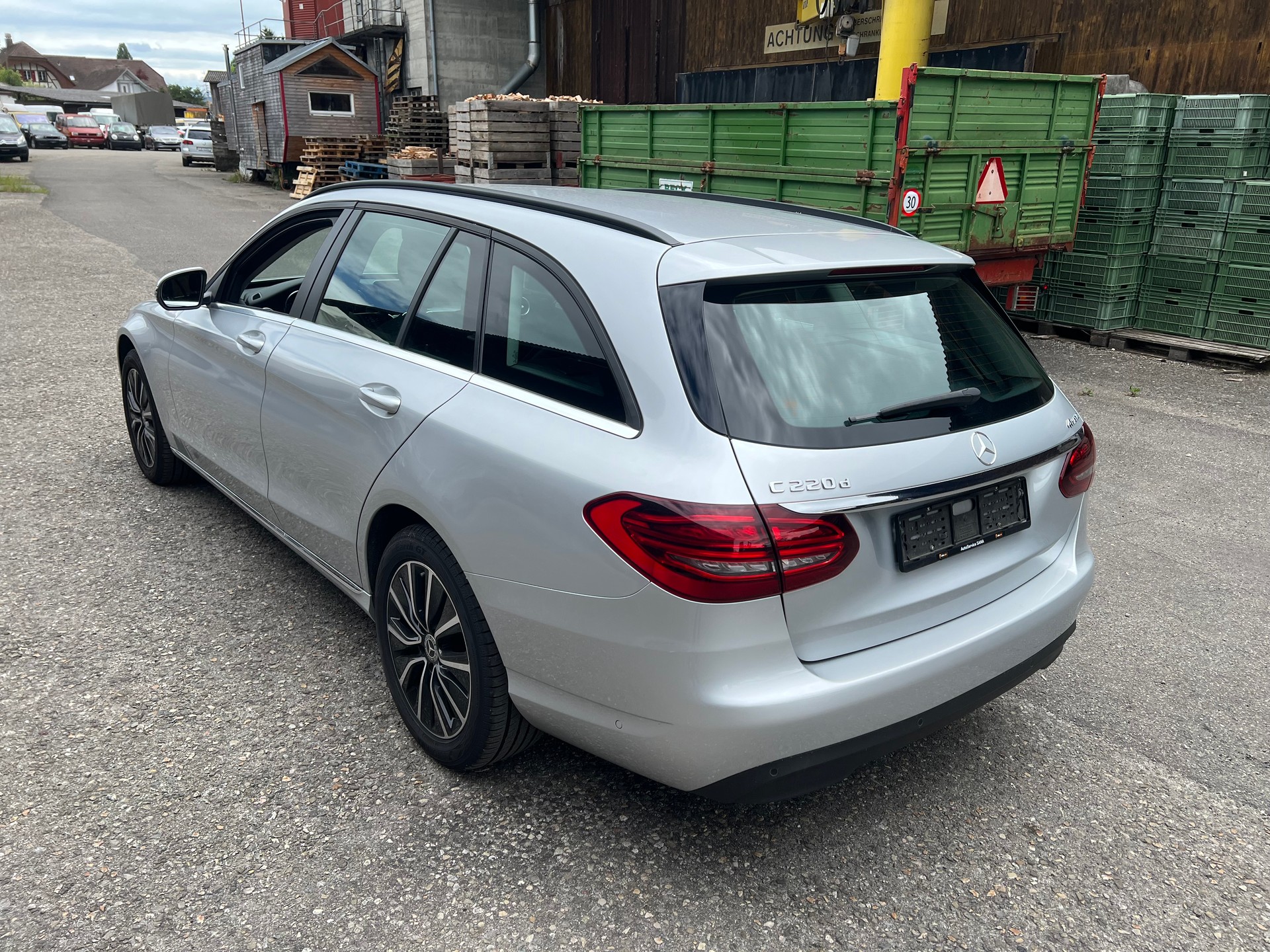 MERCEDES-BENZ C 220 d 4Matic 9G-Tronic-image-2