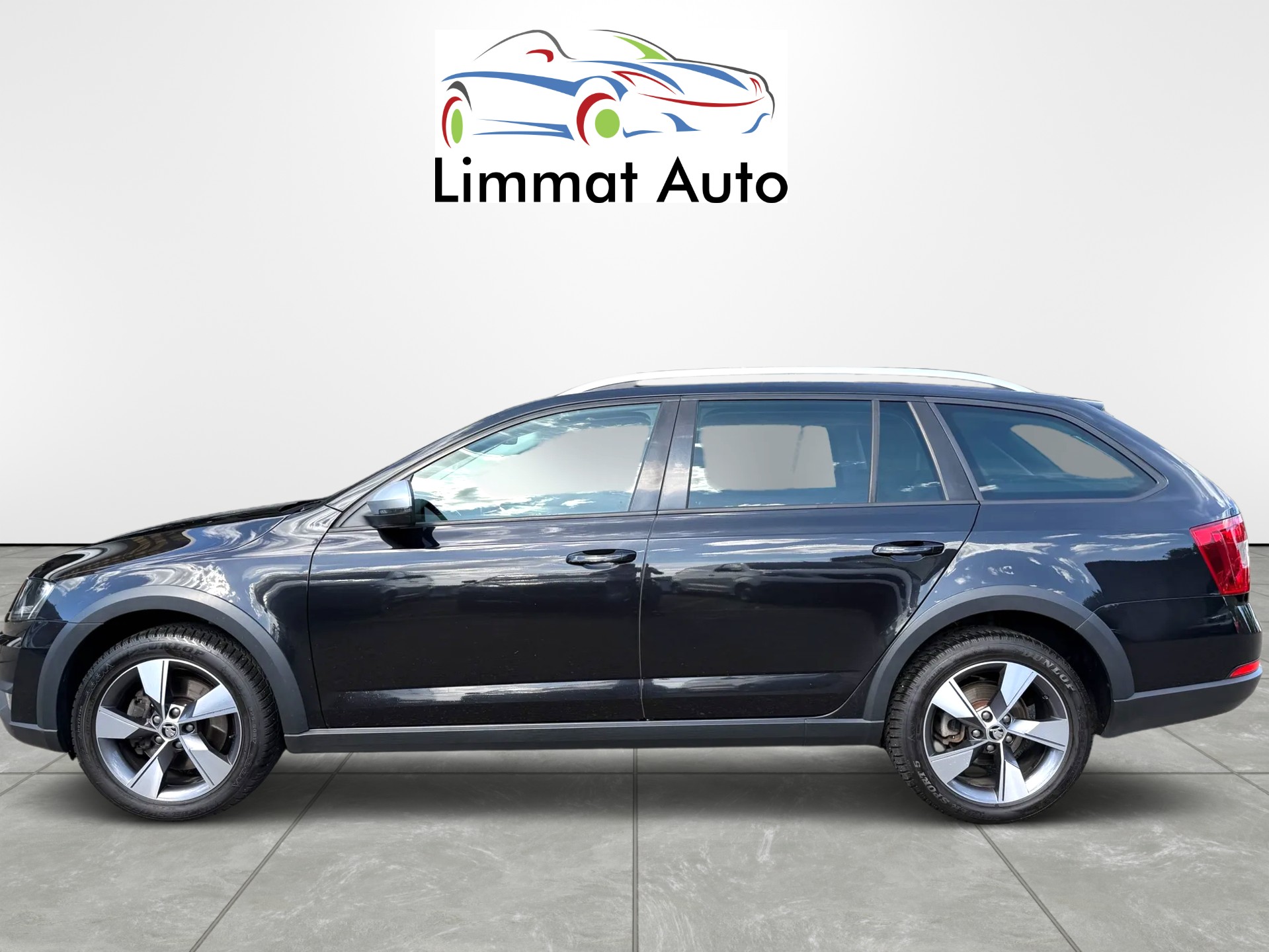 SKODA Octavia Combi 2.0 TDI Scout 4x4 DSG-image-2