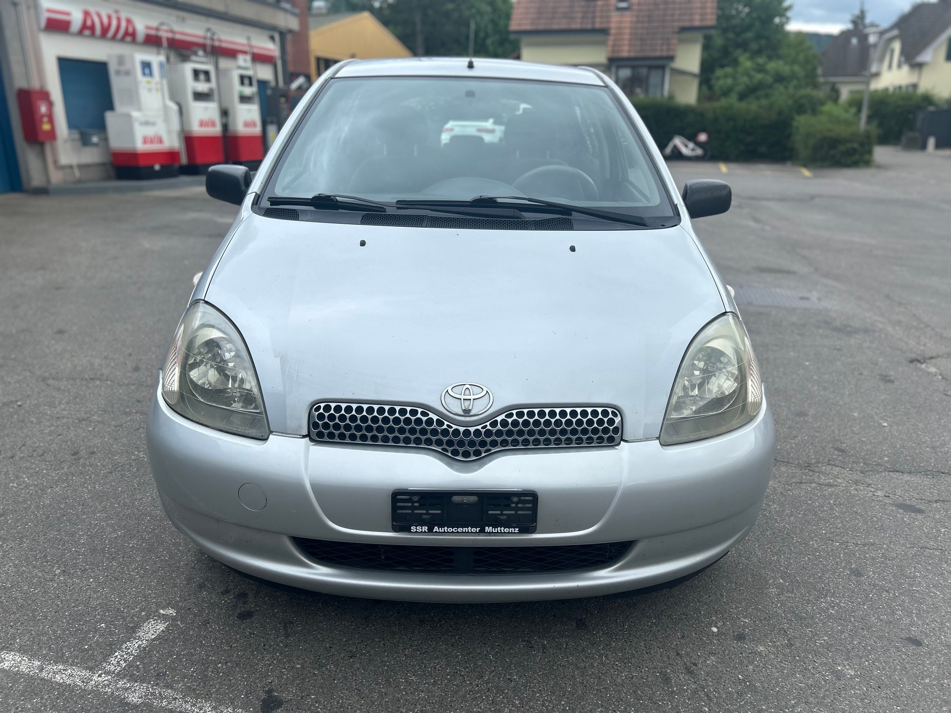 TOYOTA Yaris 1.3 Linea Sol-image-1