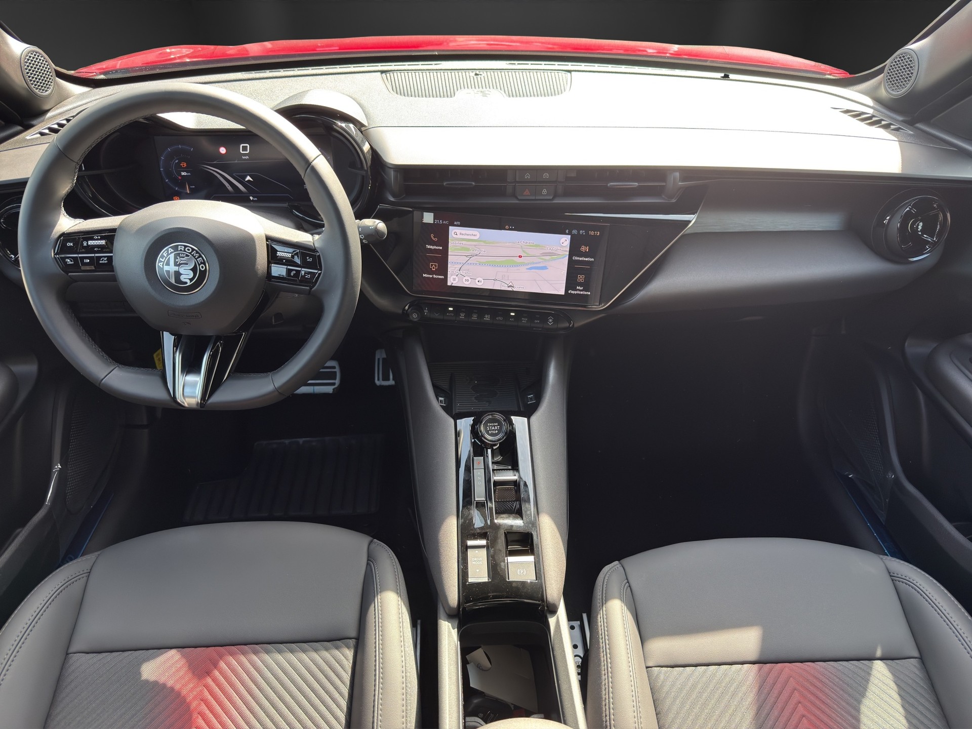 ALFA ROMEO Junior 1.2 48V Hybrid TI-image-11