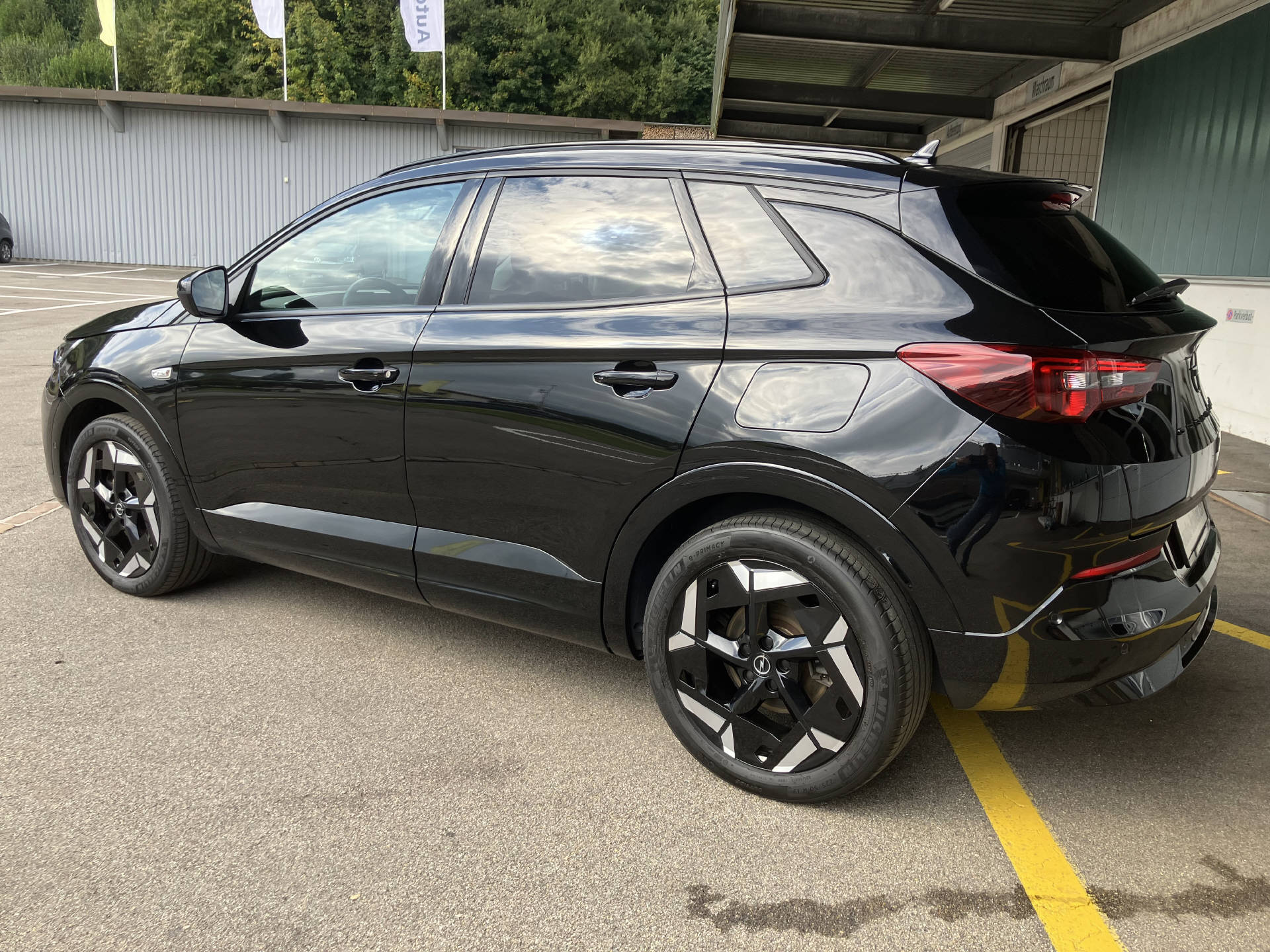 OPEL Grandland 1.6 Hybrid4 GSe Automatik-image-1