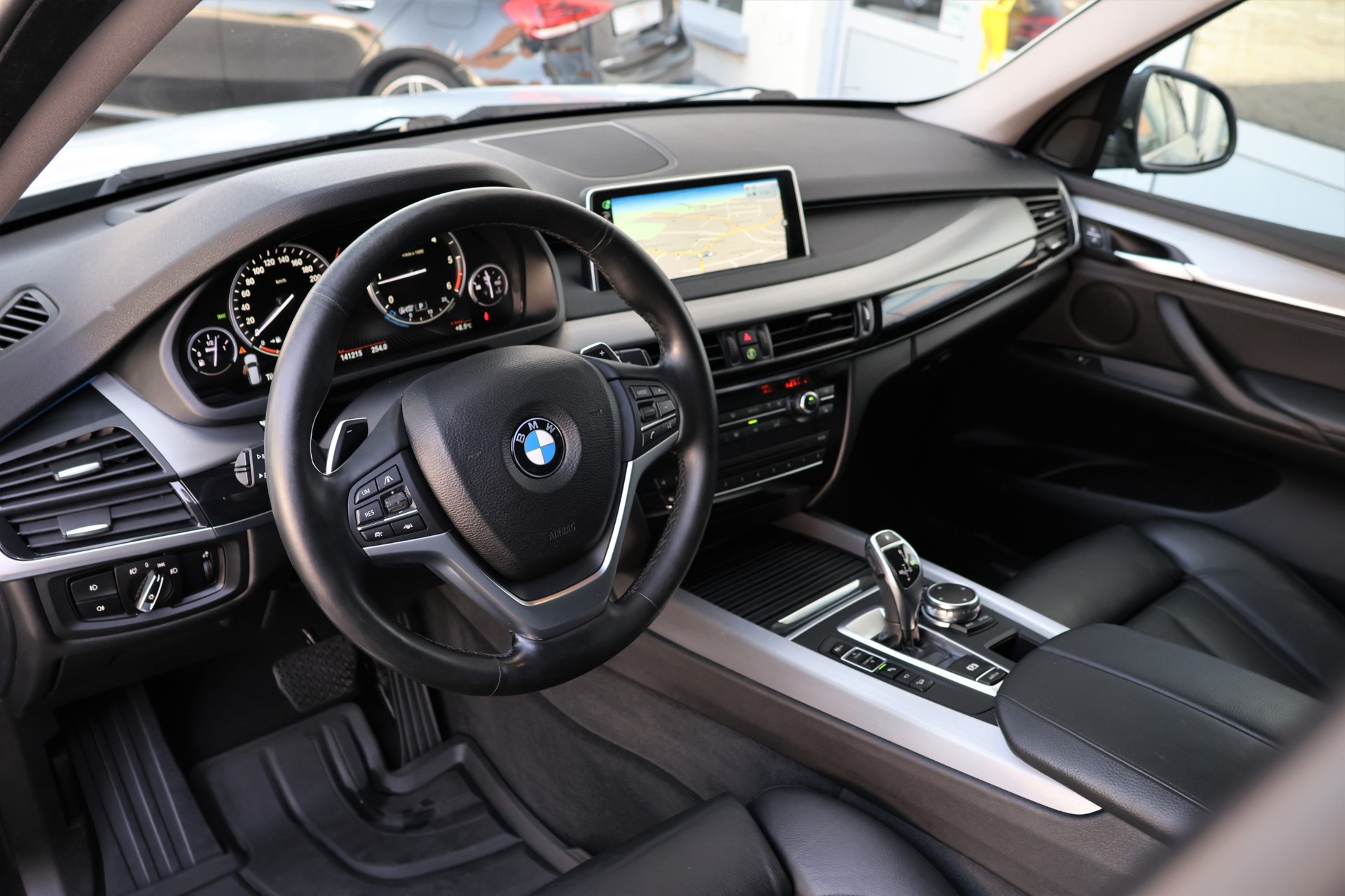 BMW X5 xDrive 30d Steptronic-image-5