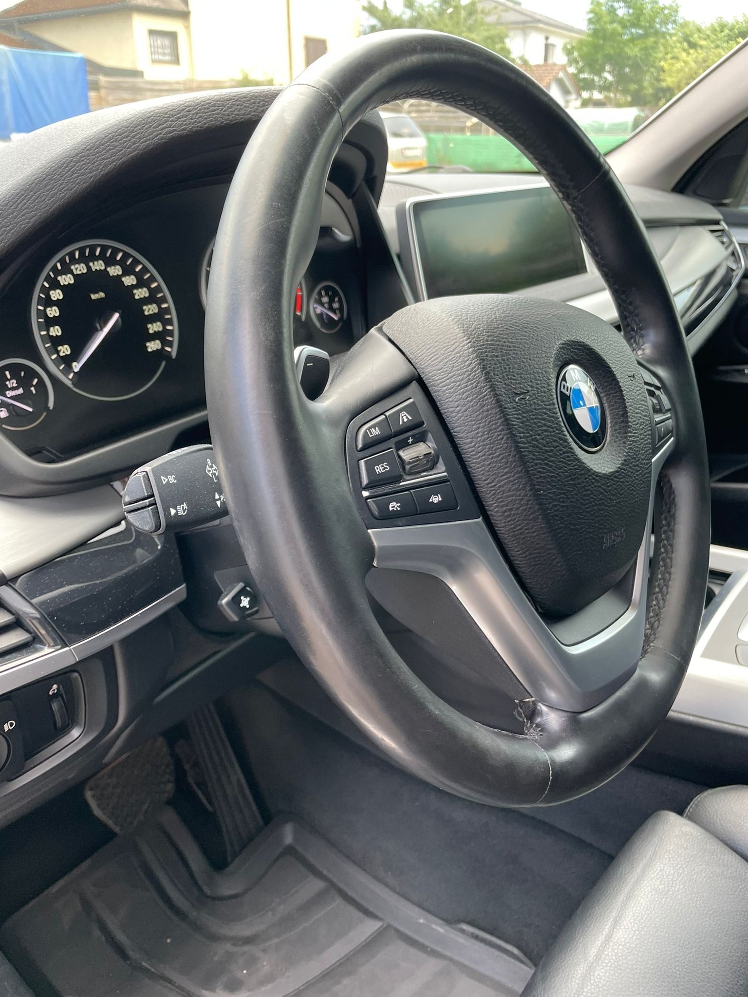 BMW X5 xDrive 30d Steptronic-image-9