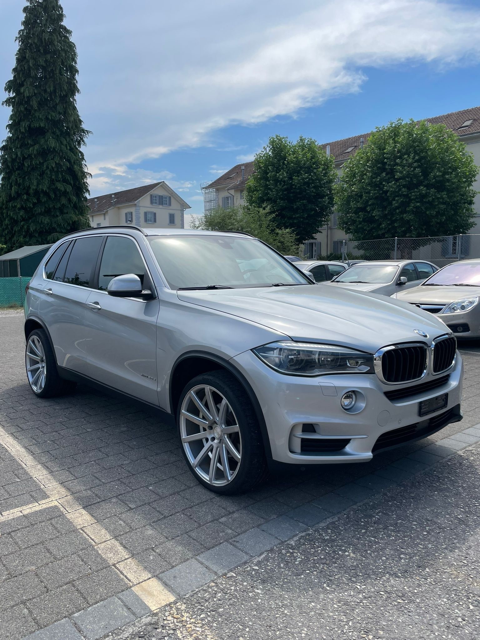BMW X5 xDrive 30d Steptronic-image-0