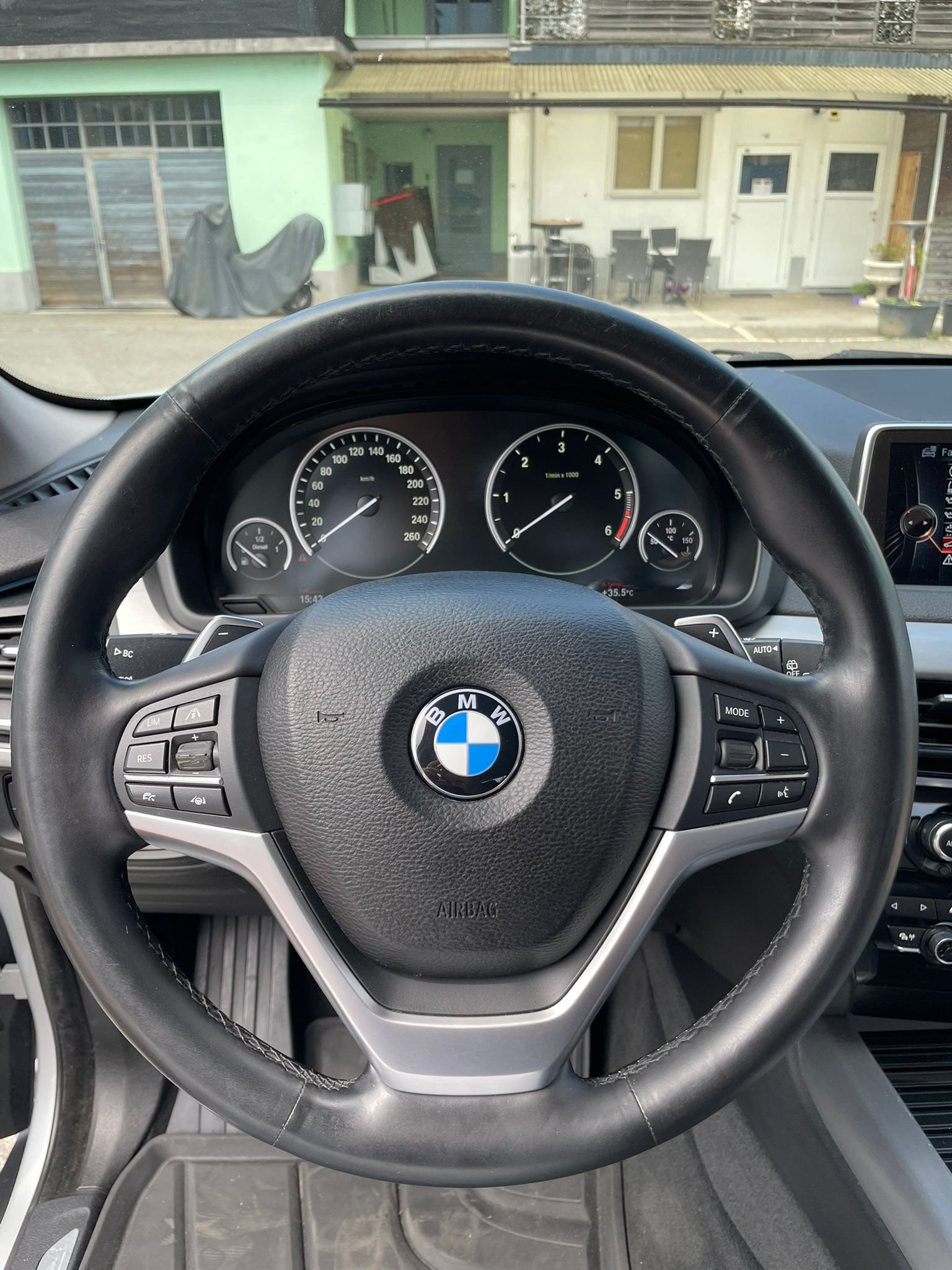 BMW X5 xDrive 30d Steptronic-image-5