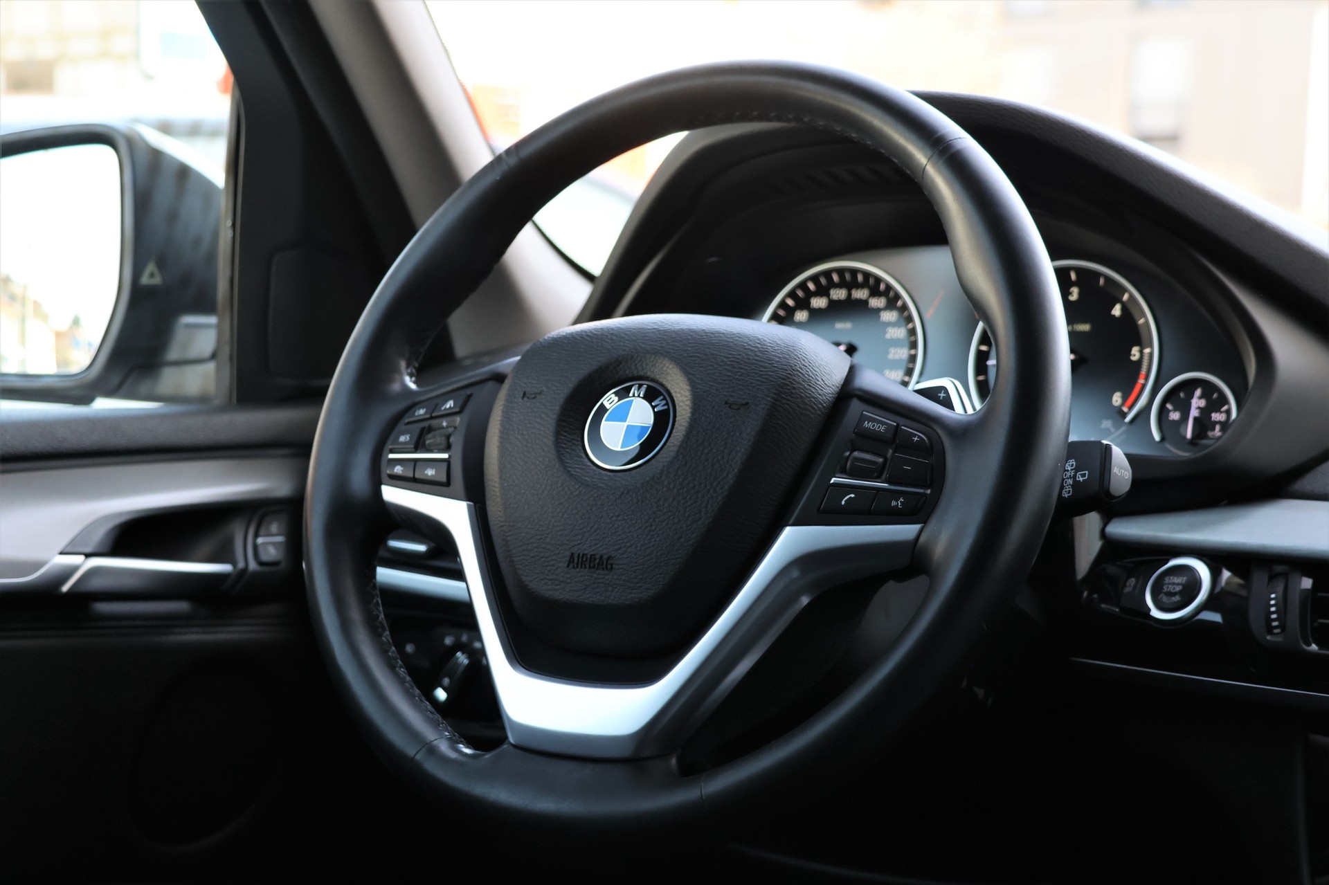 BMW X5 xDrive 30d Steptronic-image-9
