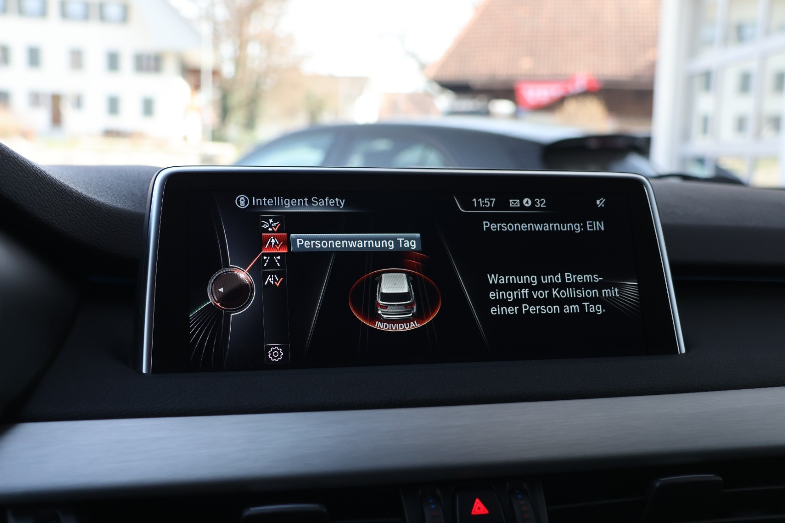 BMW X5 xDrive 30d Steptronic-image-18