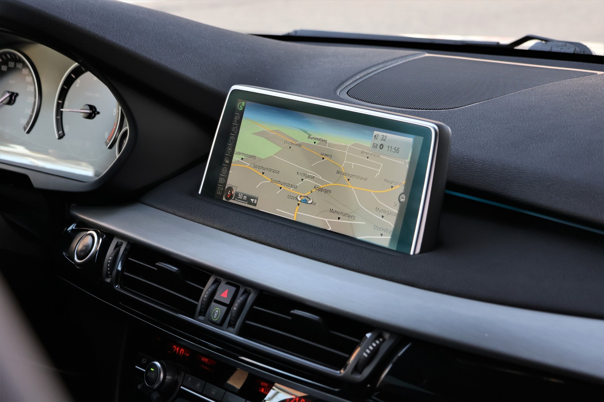 BMW X5 xDrive 30d Steptronic-image-14