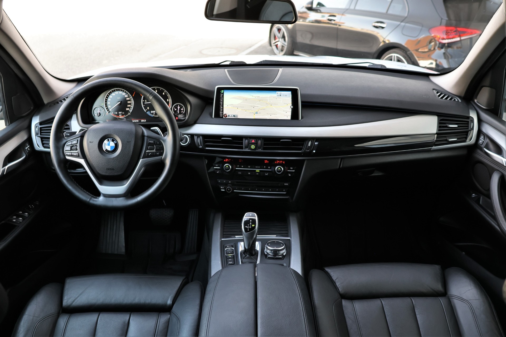 BMW X5 xDrive 30d Steptronic-image-10
