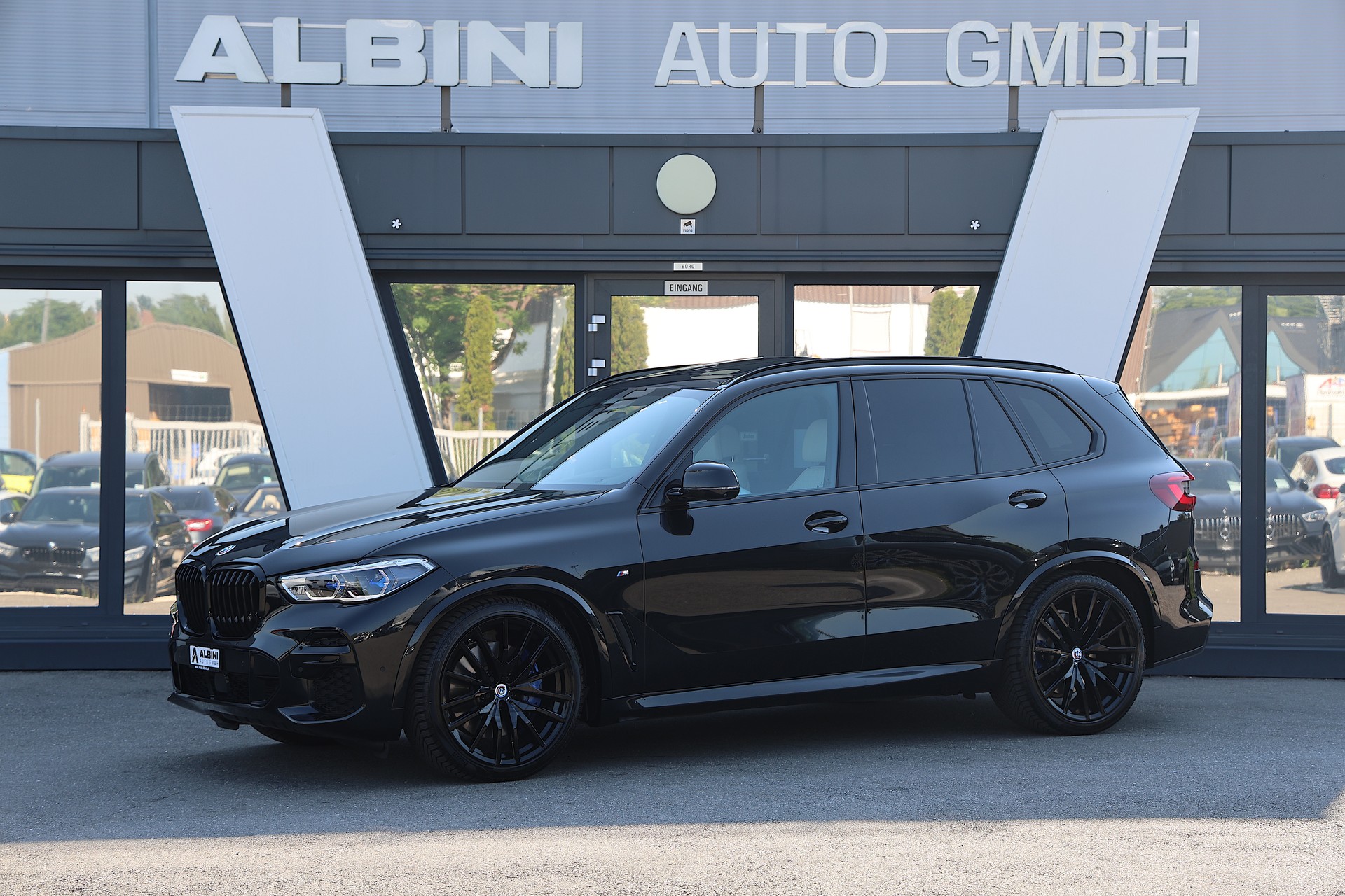 BMW X5 xDrive 48V 40d M Sport Steptronic-image-0