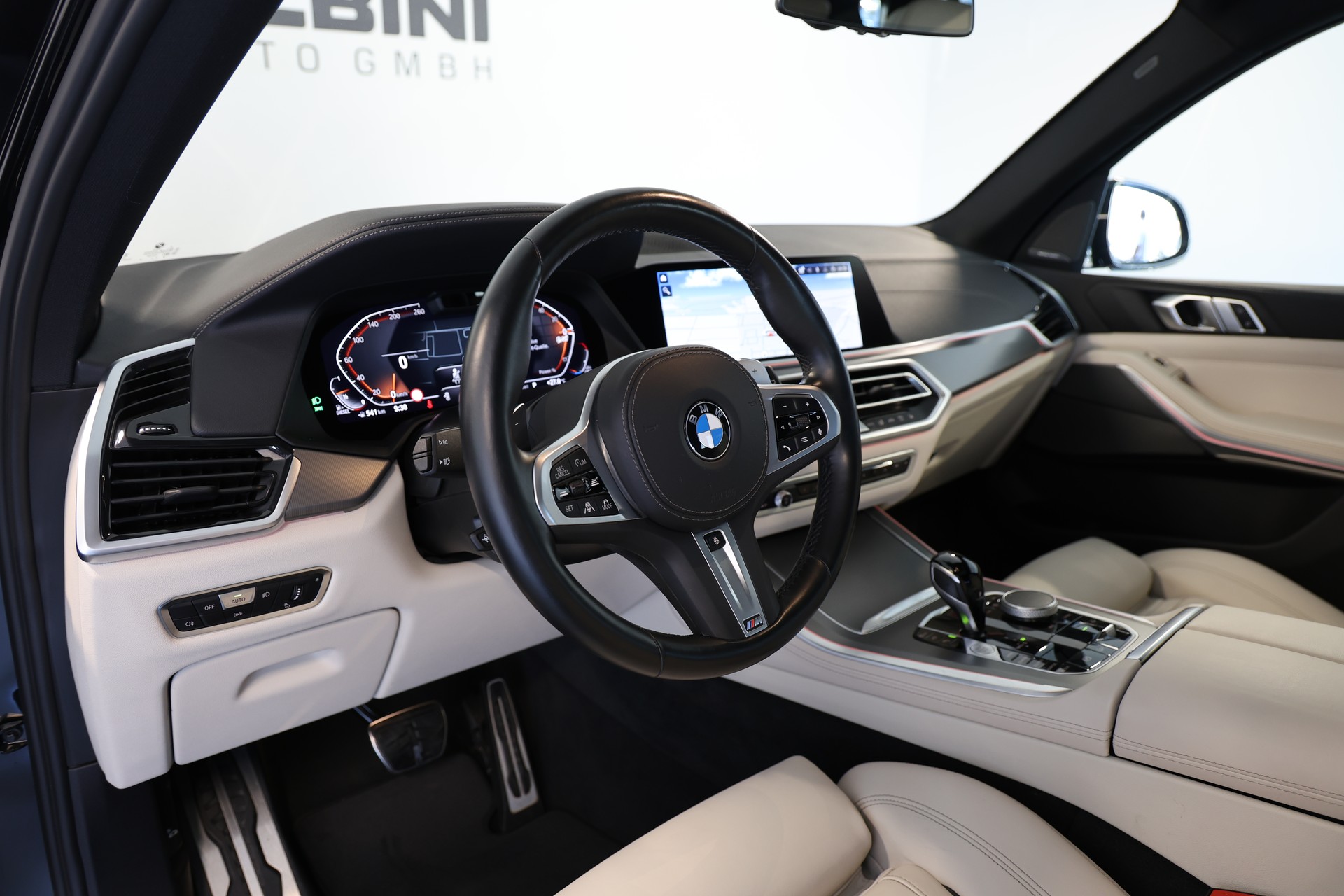 BMW X5 xDrive 48V 40d M Sport Steptronic-image-7