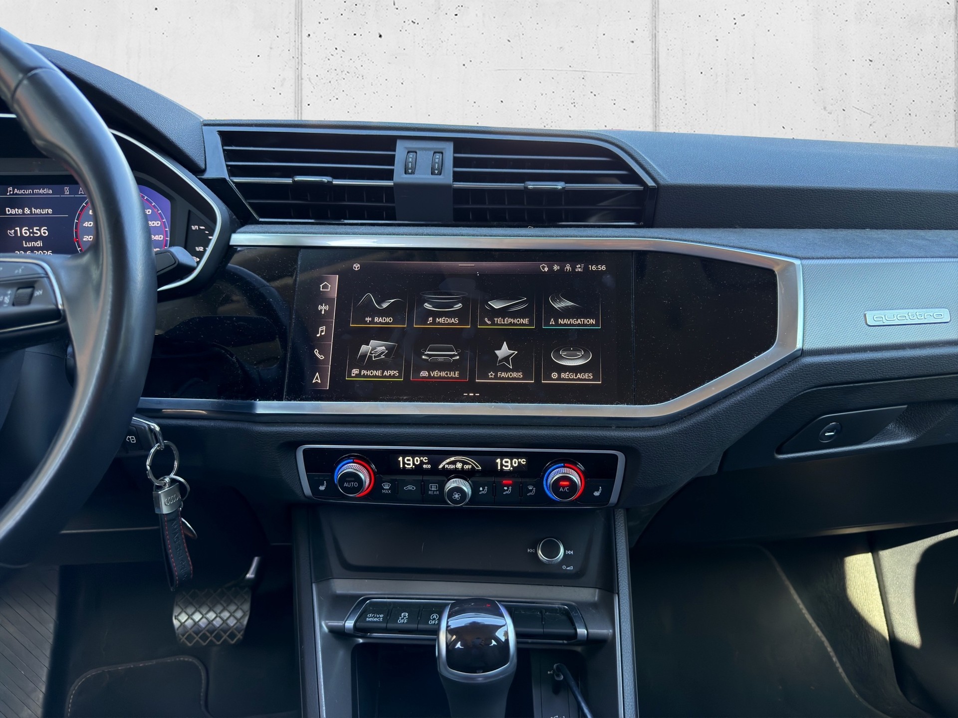 AUDI Q3 Sportback 45 TFSI quattro S-tronic-image-18