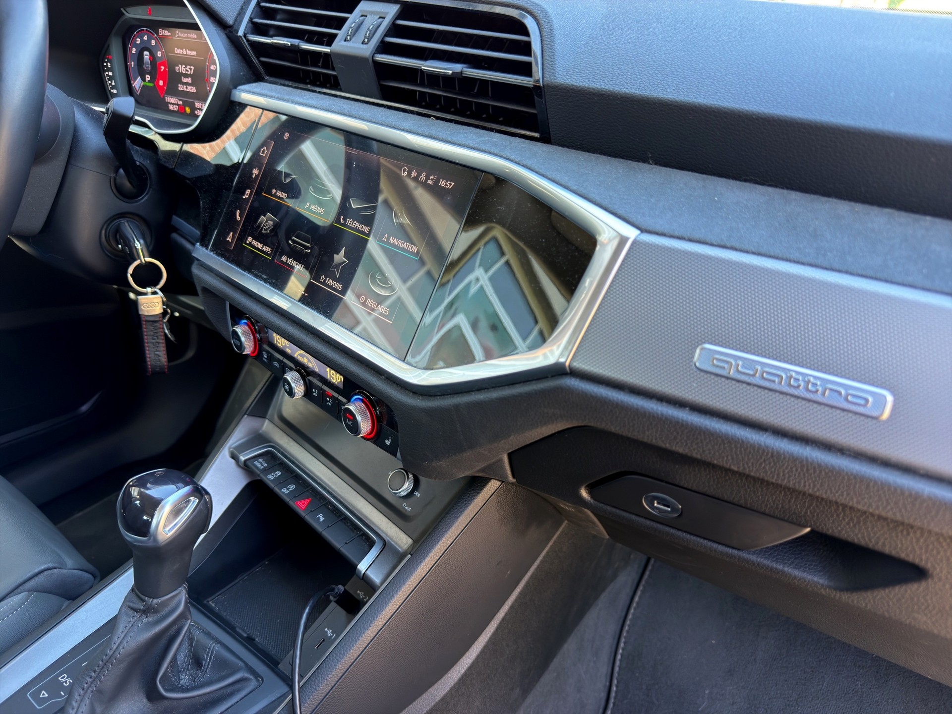 AUDI Q3 Sportback 45 TFSI quattro S-tronic-image-22