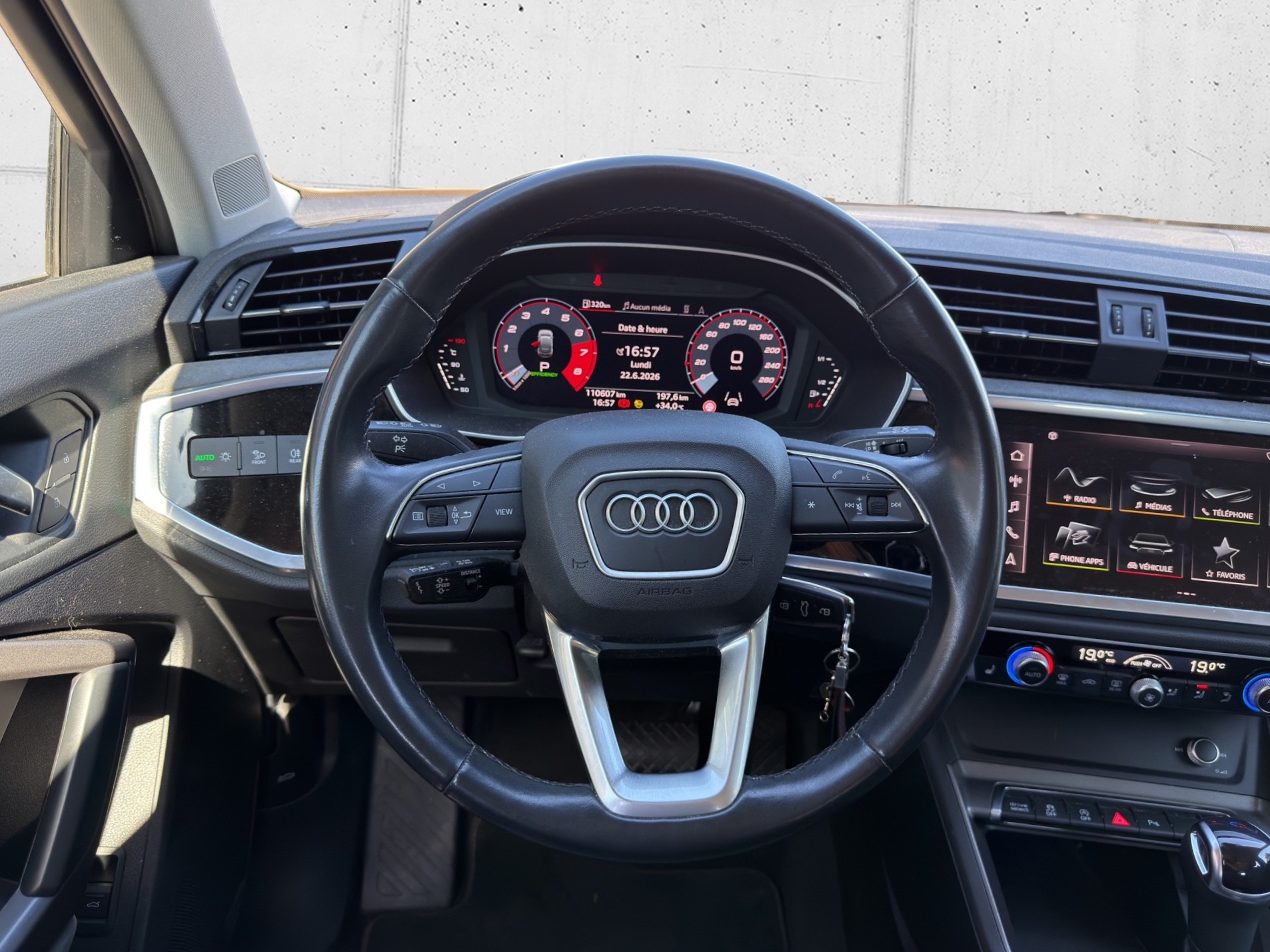 AUDI Q3 Sportback 45 TFSI quattro S-tronic-image-12