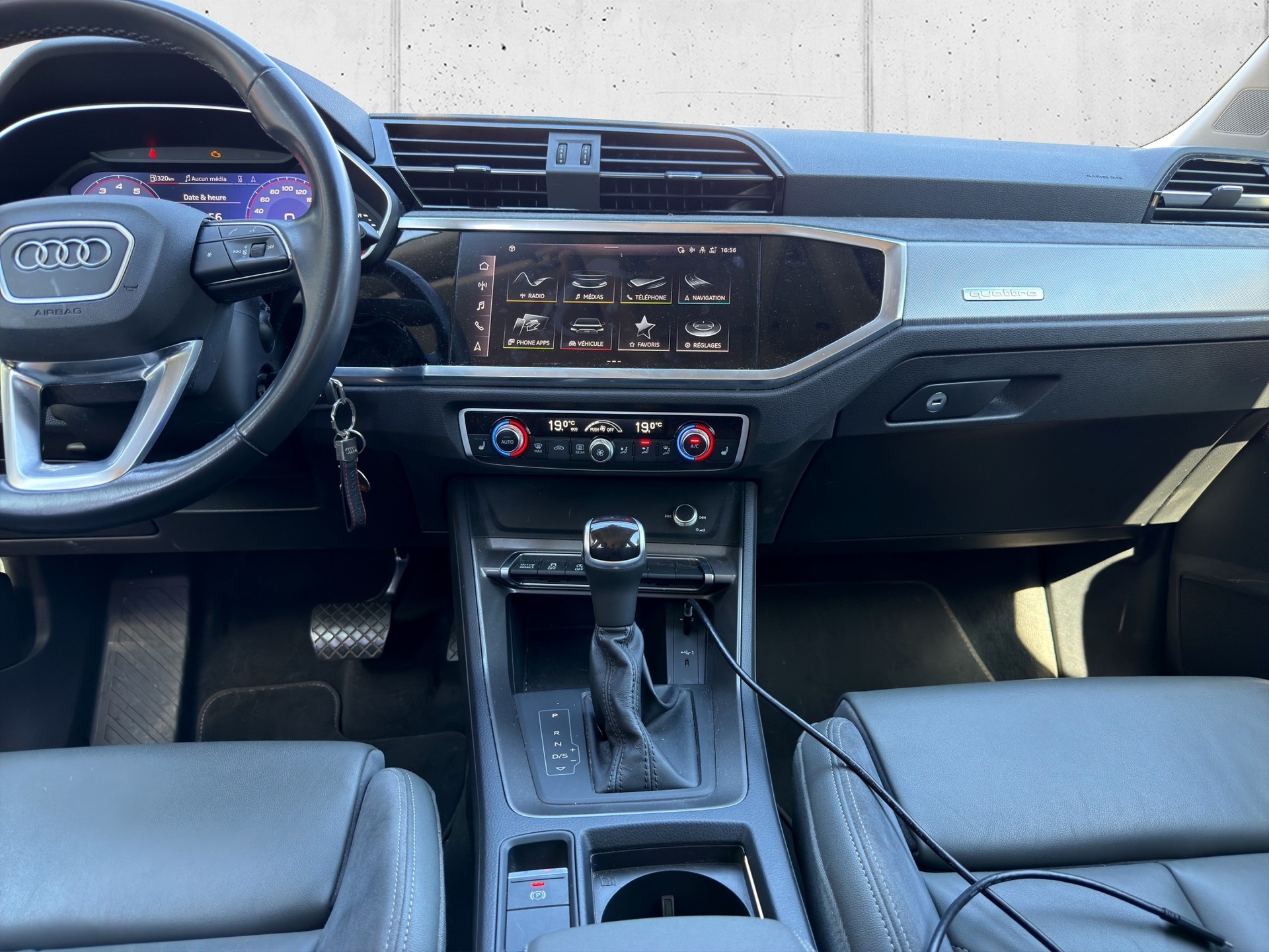 AUDI Q3 Sportback 45 TFSI quattro S-tronic-image-17