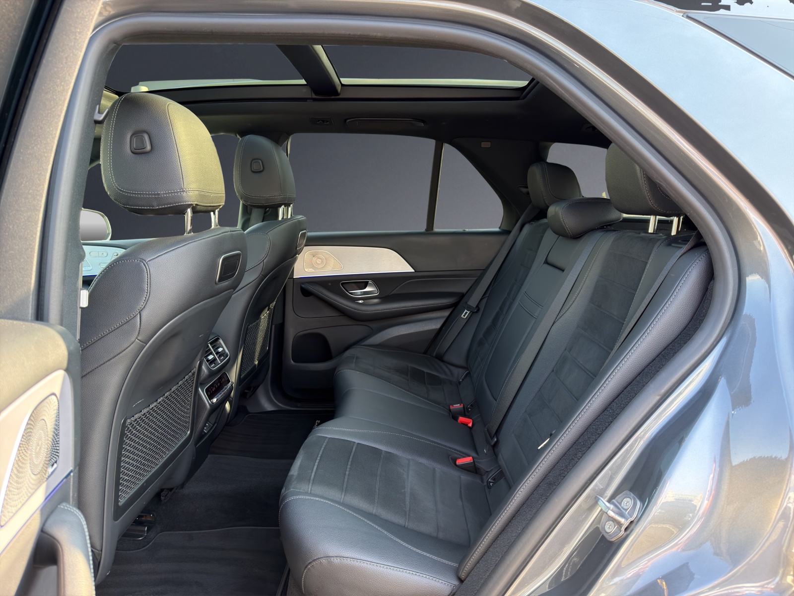 MERCEDES-BENZ GLE 450 4Matic AMG Line 9G-Tronic-image-10