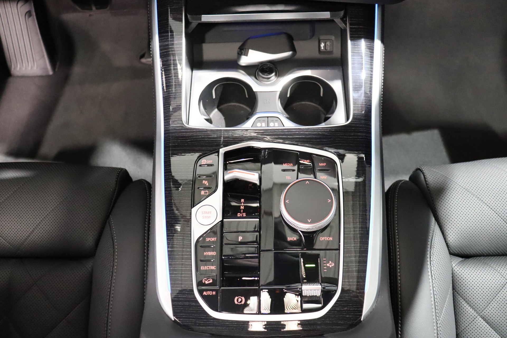 BMW X5 50e xDrive SAG-image-12