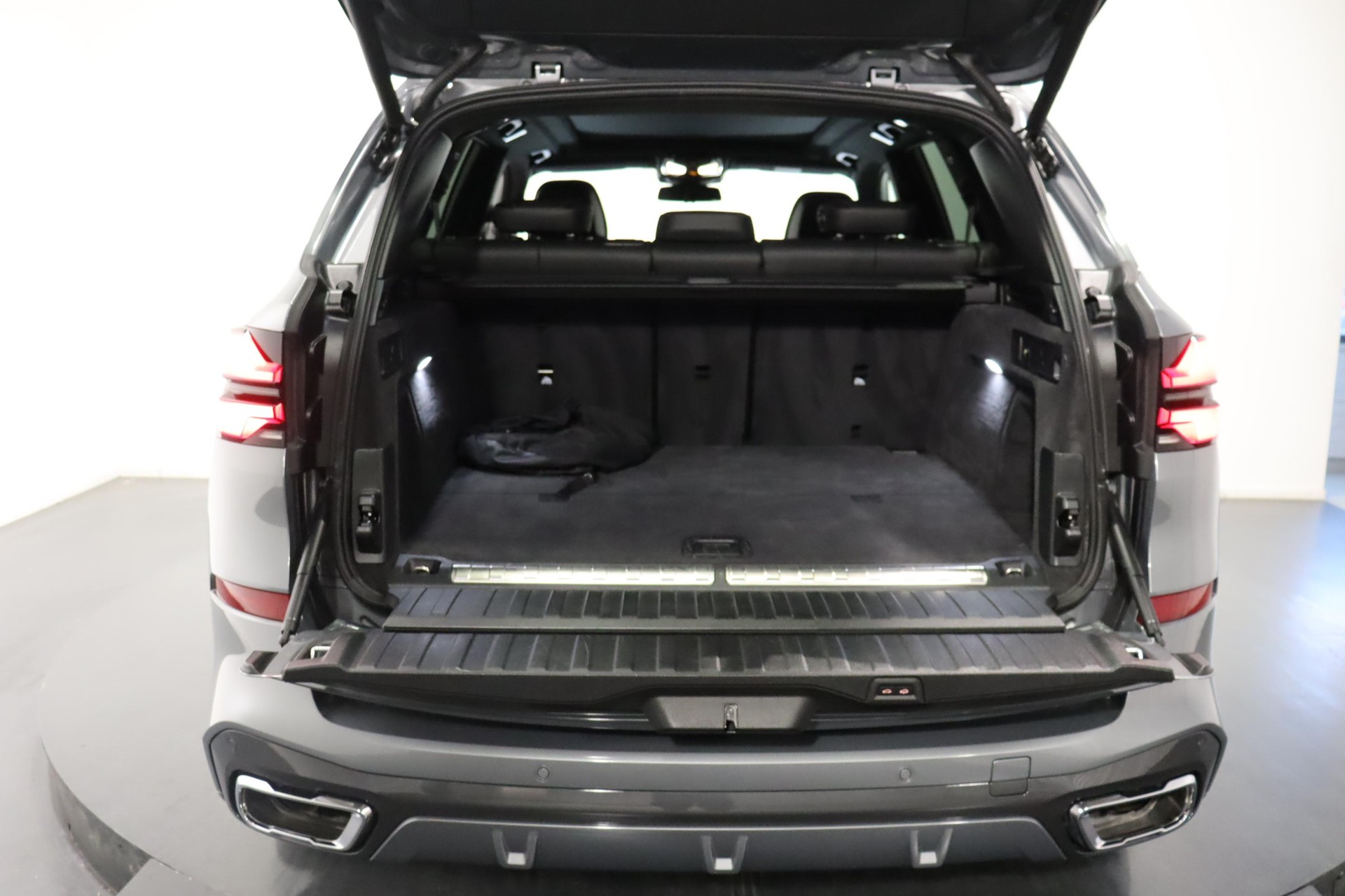 BMW X5 50e xDrive SAG-image-6