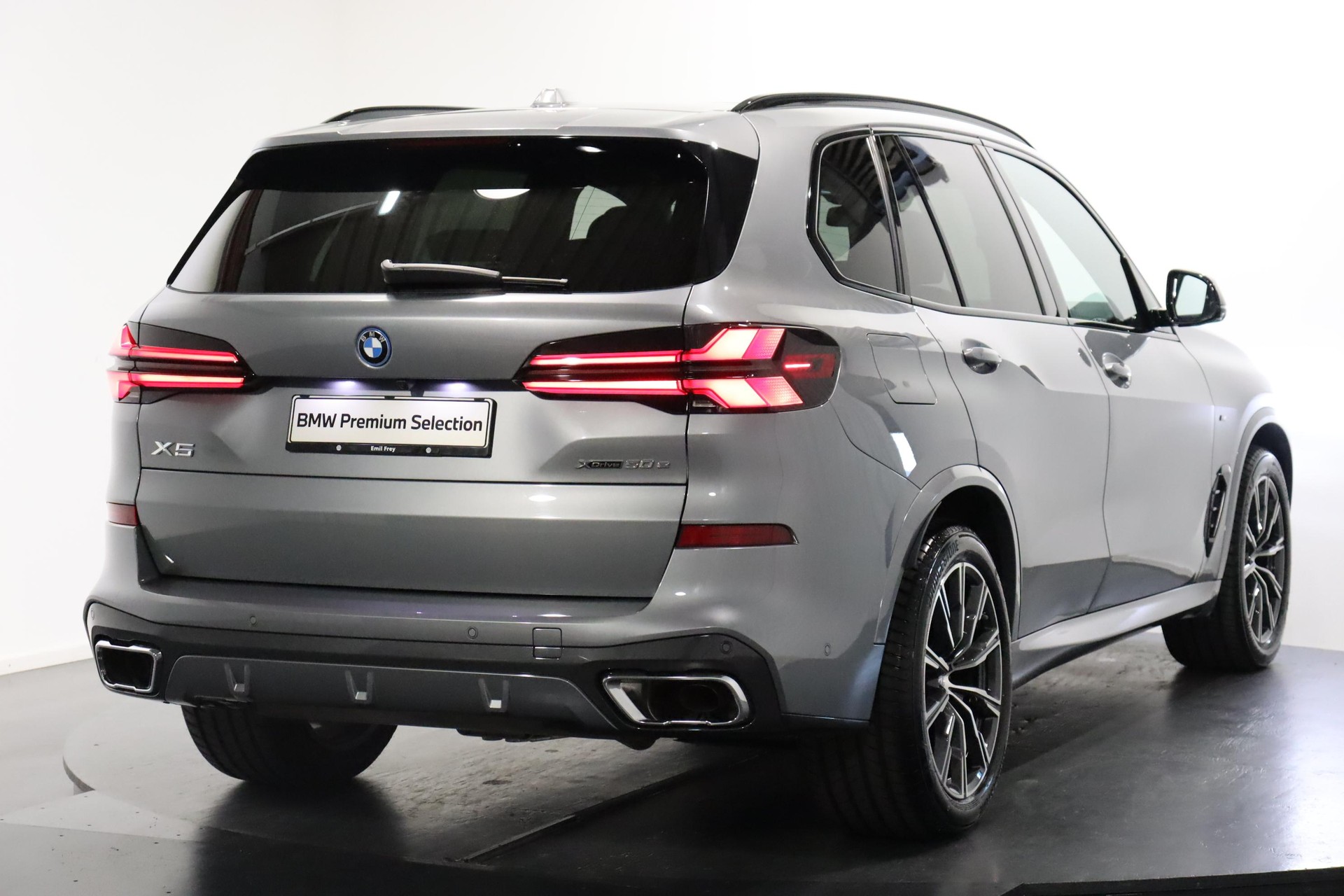 BMW X5 50e xDrive SAG-image-2