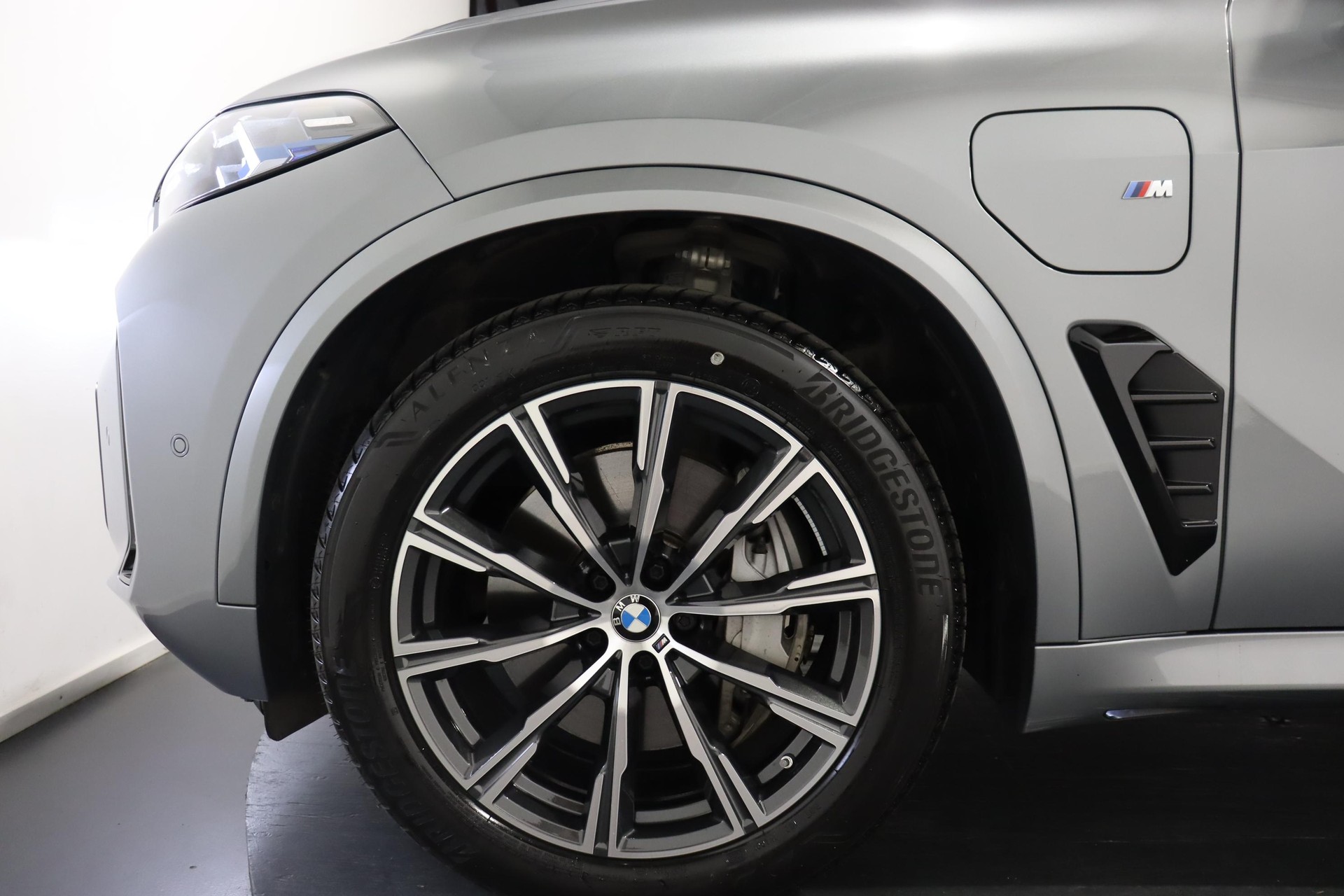 BMW X5 50e xDrive SAG-image-5