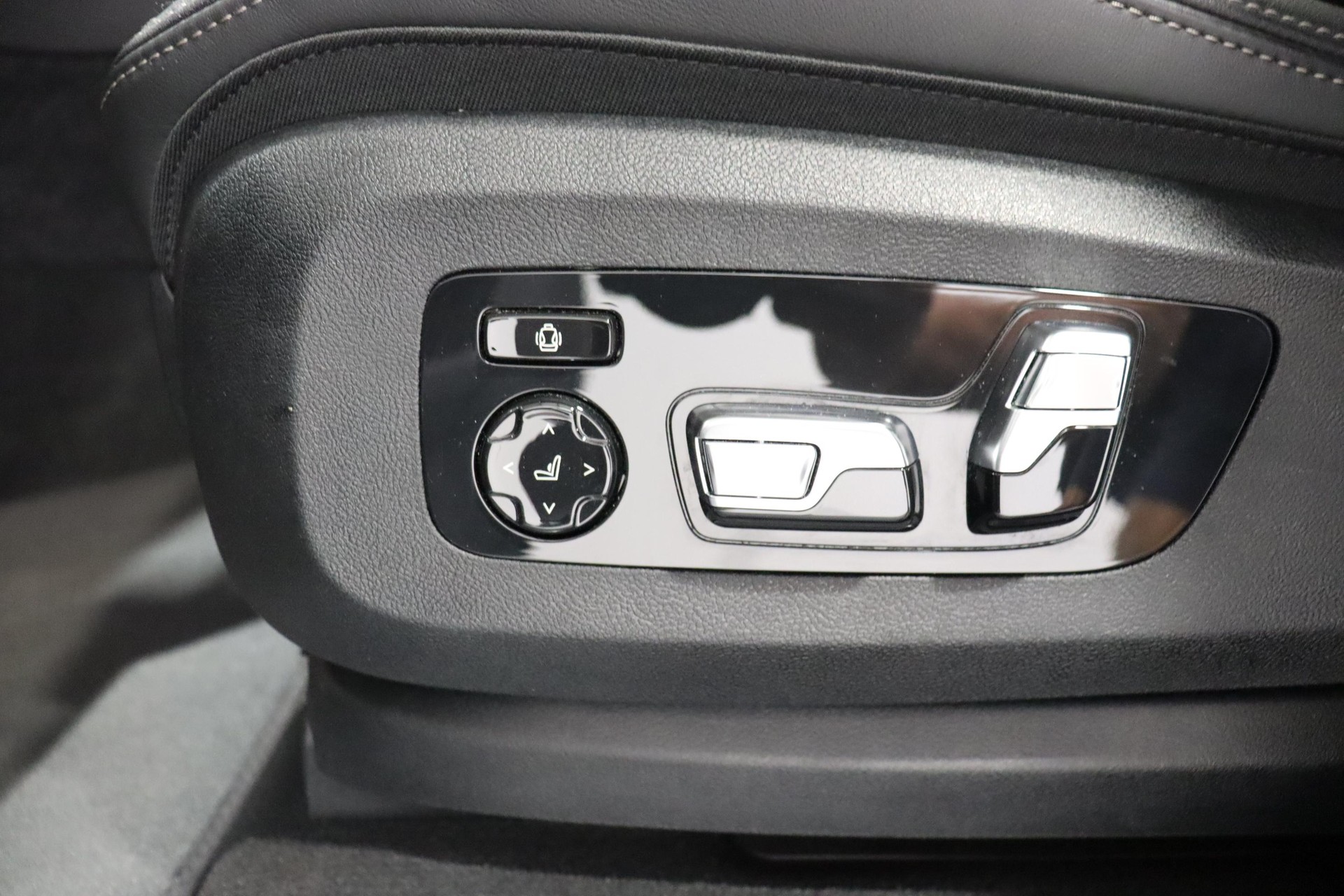 BMW X5 50e xDrive SAG-image-16