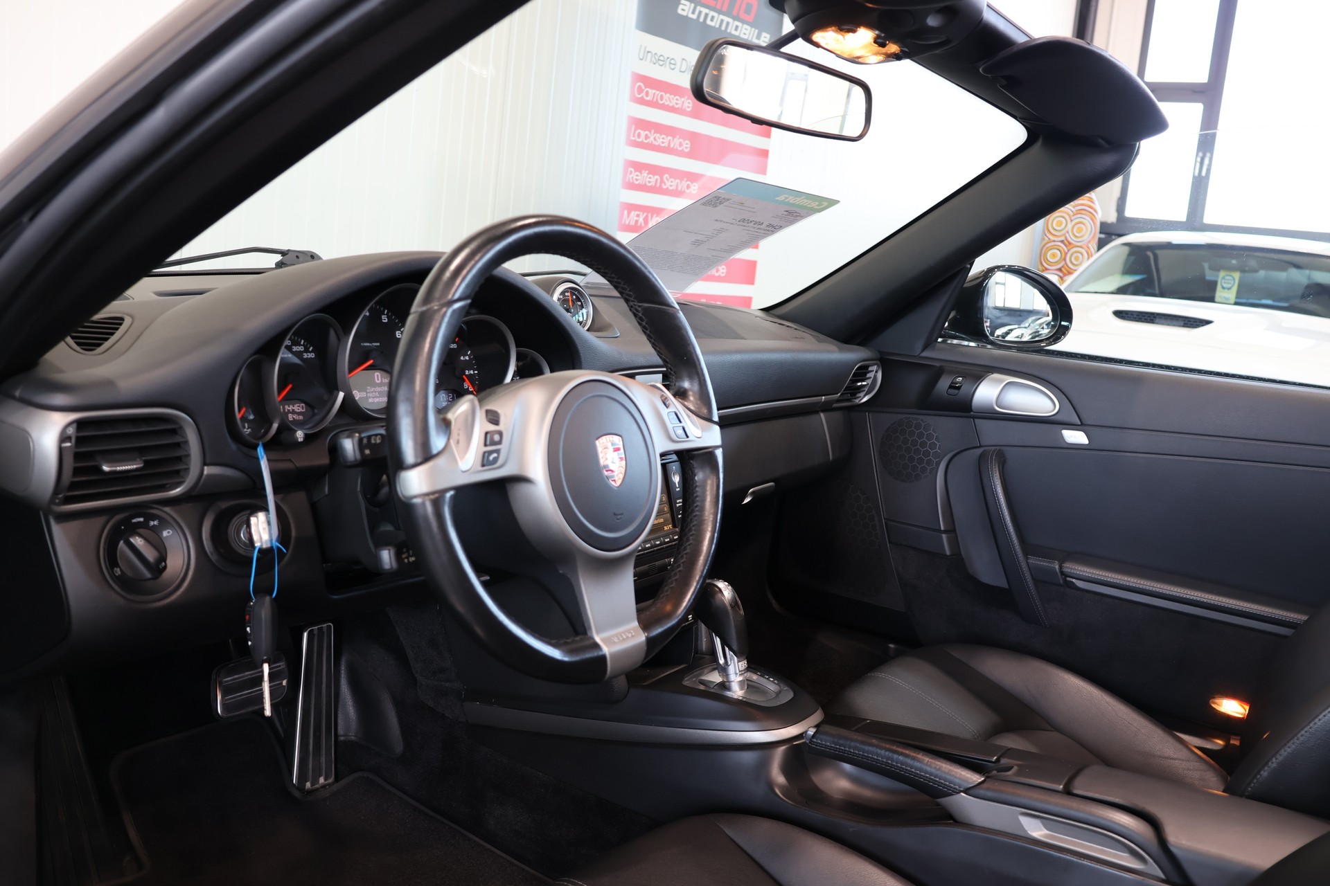 PORSCHE 911 Cabrio Carrera PDK-image-10