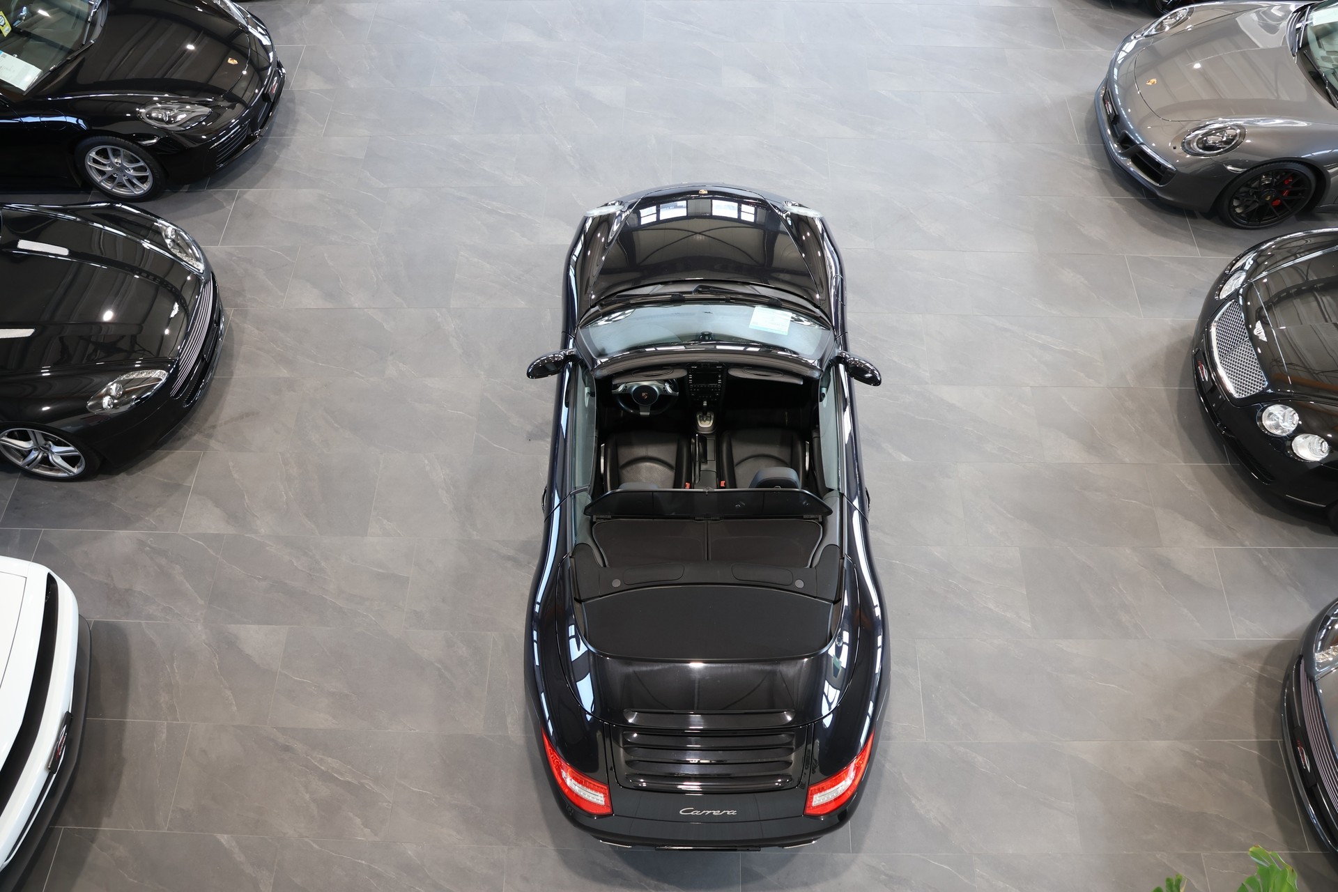 PORSCHE 911 Cabrio Carrera PDK-image-7