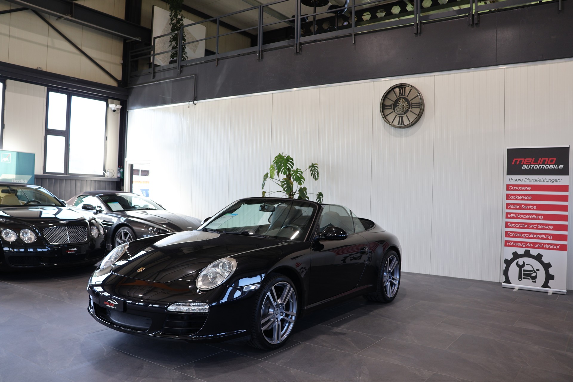 PORSCHE 911 Cabrio Carrera PDK-image-1