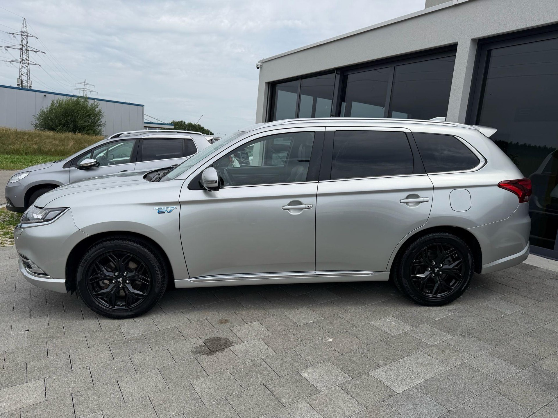 MITSUBISHI Outlander 2.4 PHEV Diamond-image-28
