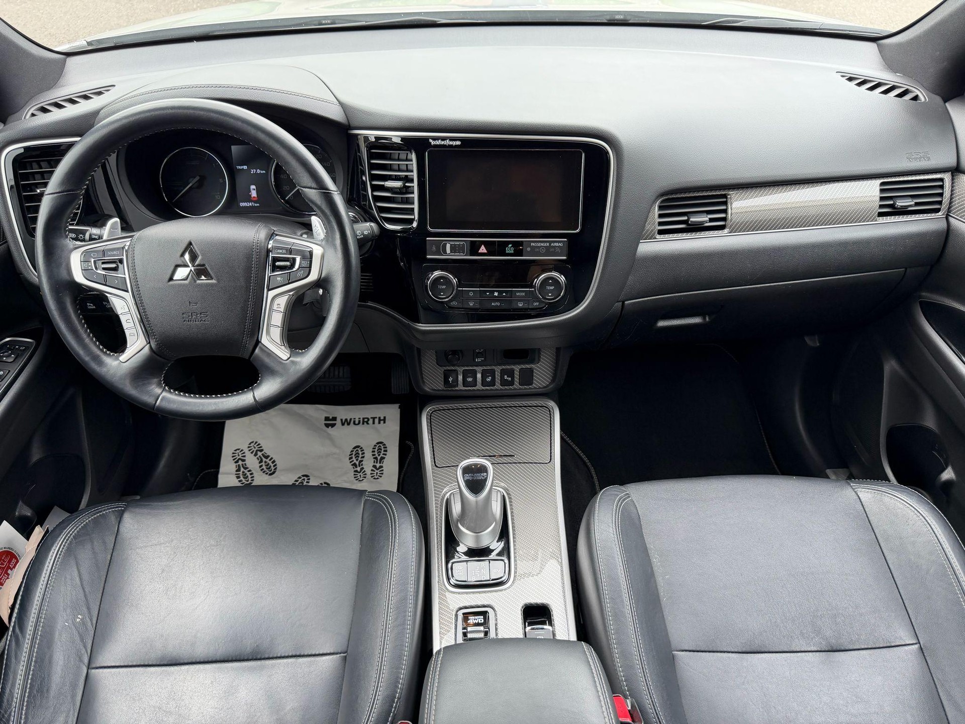 MITSUBISHI Outlander 2.4 PHEV Diamond-image-10
