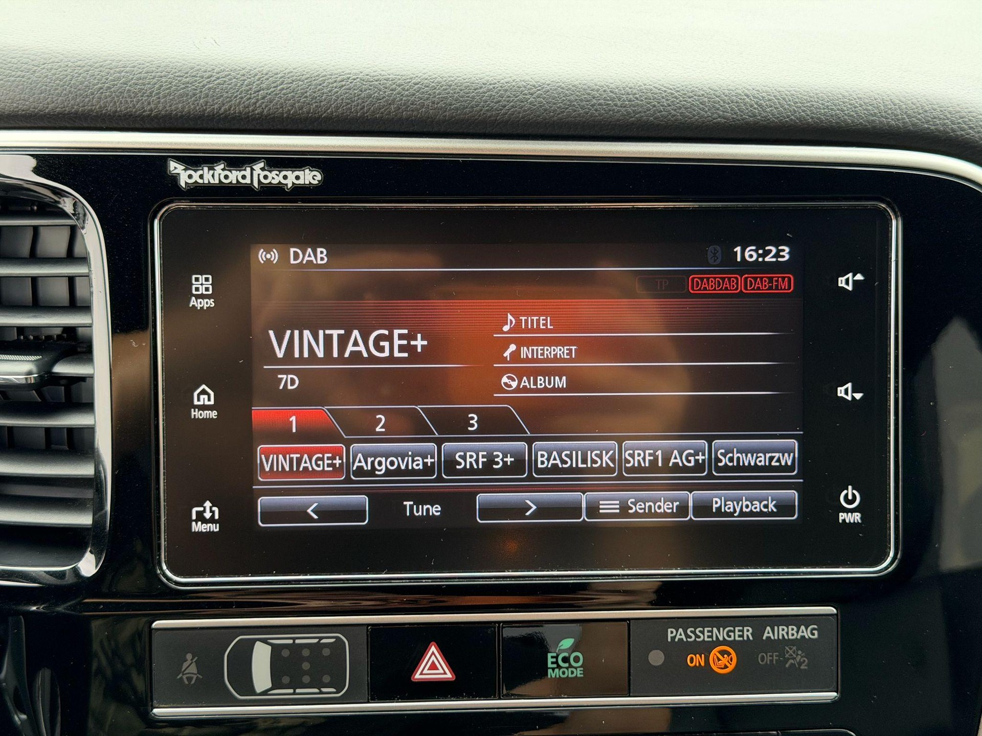 MITSUBISHI Outlander 2.4 PHEV Diamond-image-16